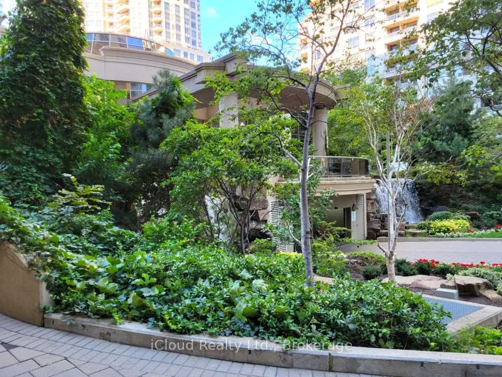 3880 Duke Of York Boulevard, #705