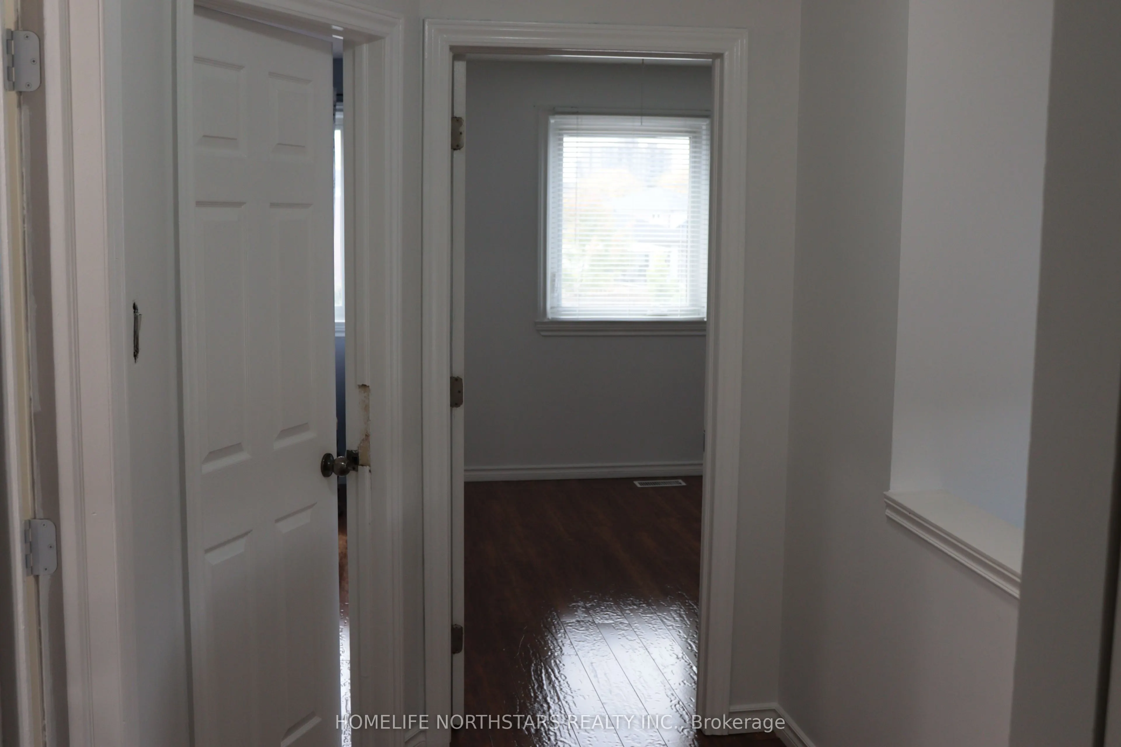 20 Demaris Avenue