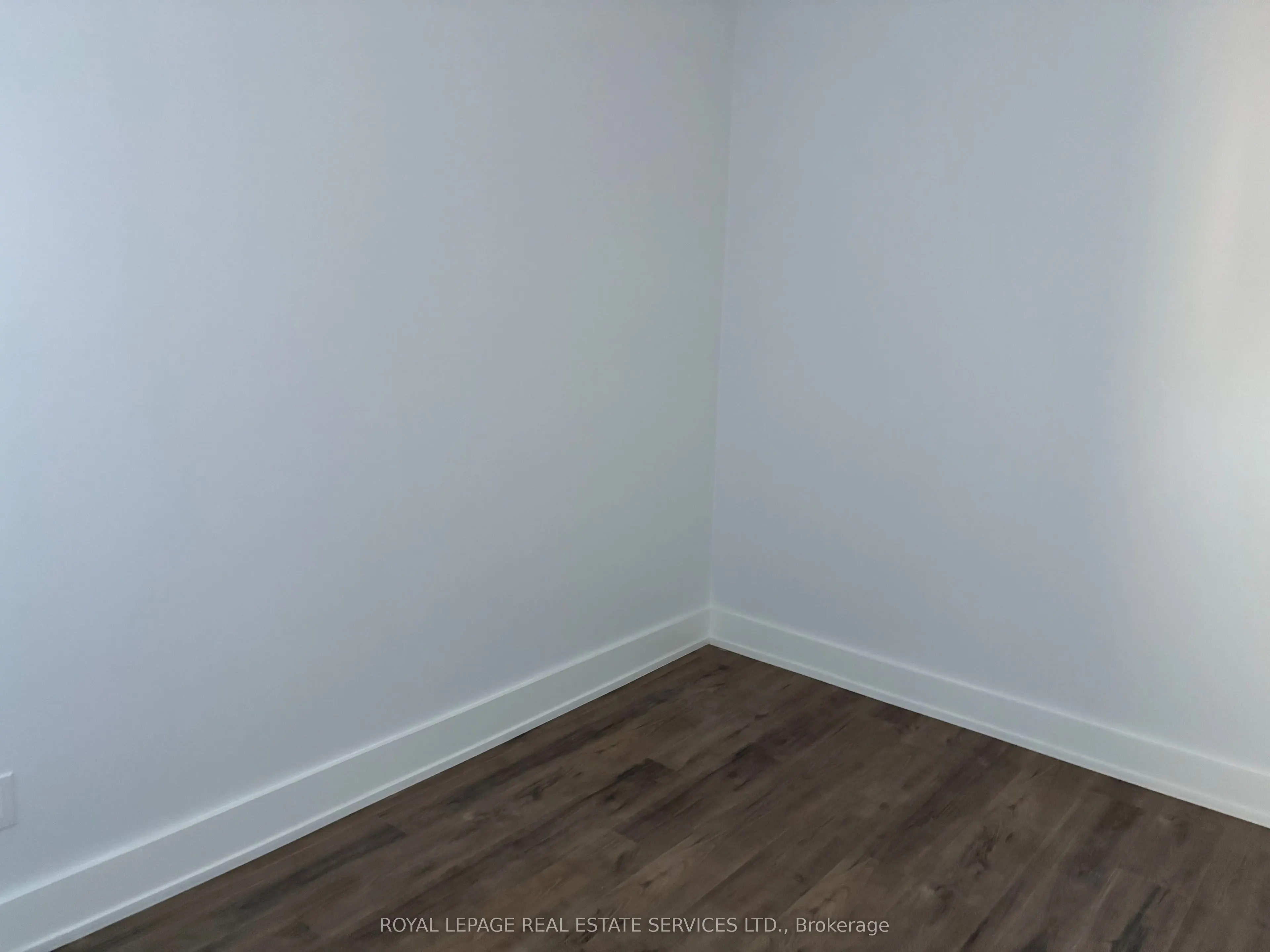 8 Mimico Avenue