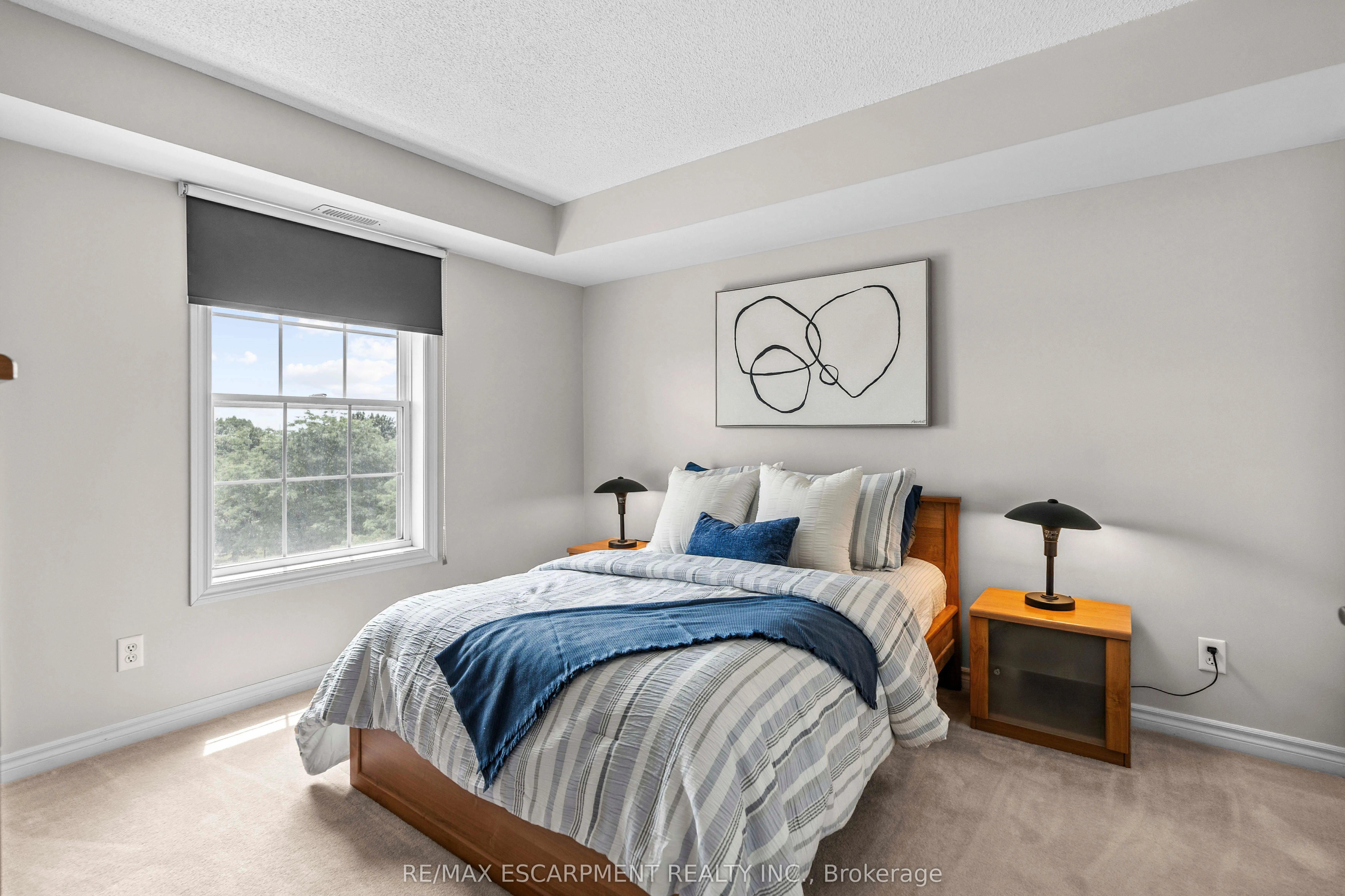 1411 Walkers Line, #409
