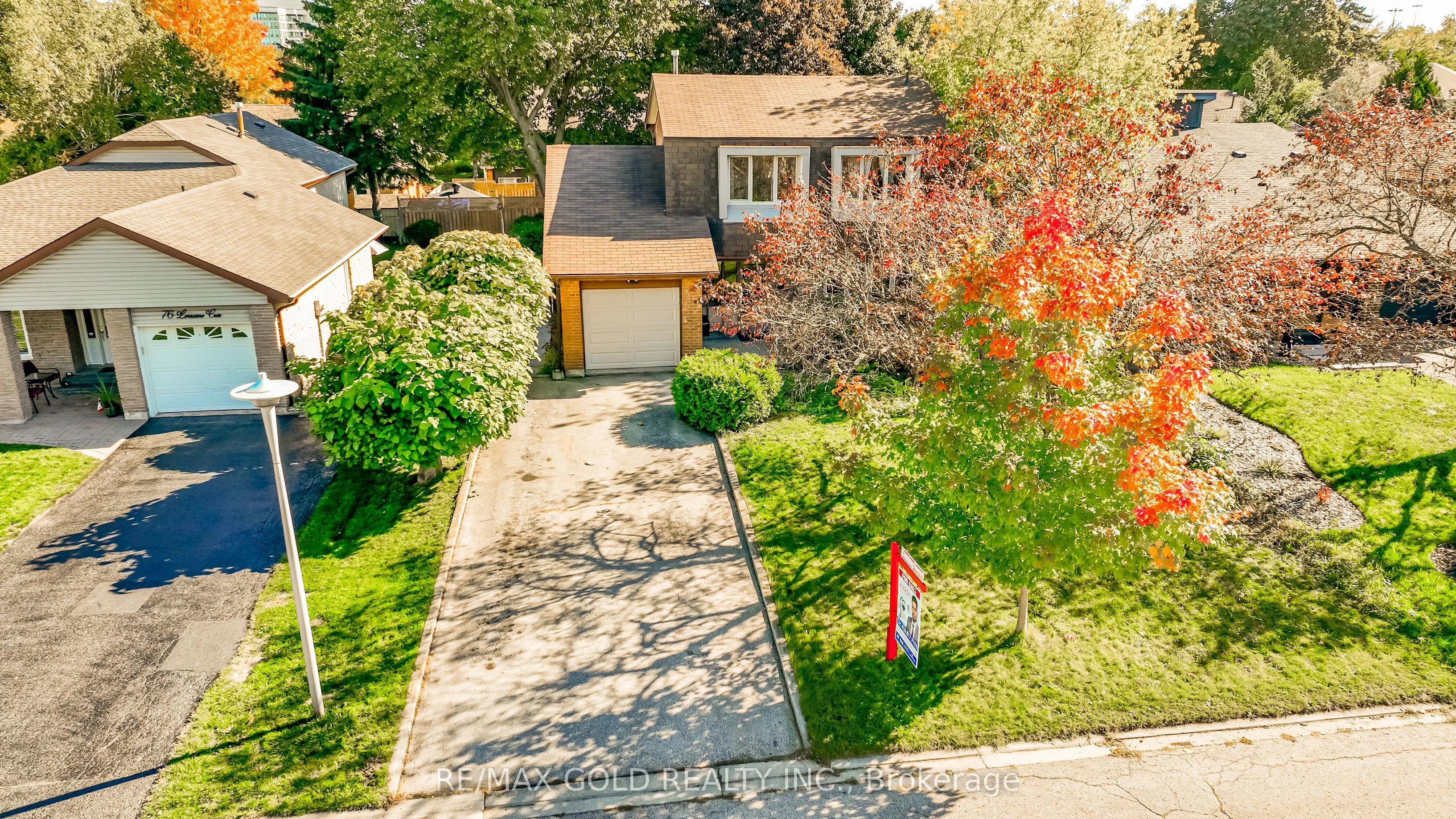 74 Lorraine Crescent