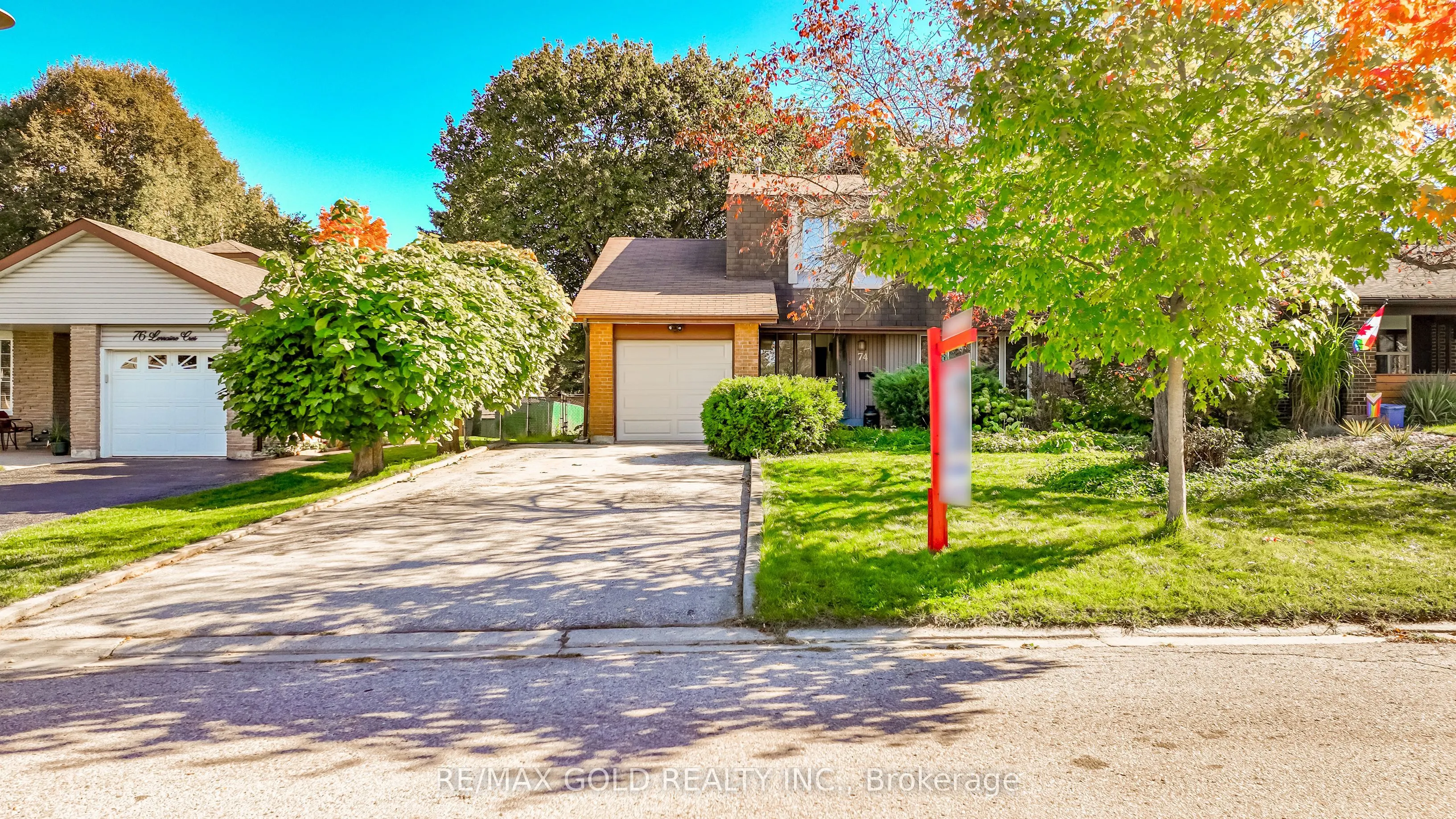 74 Lorraine Crescent