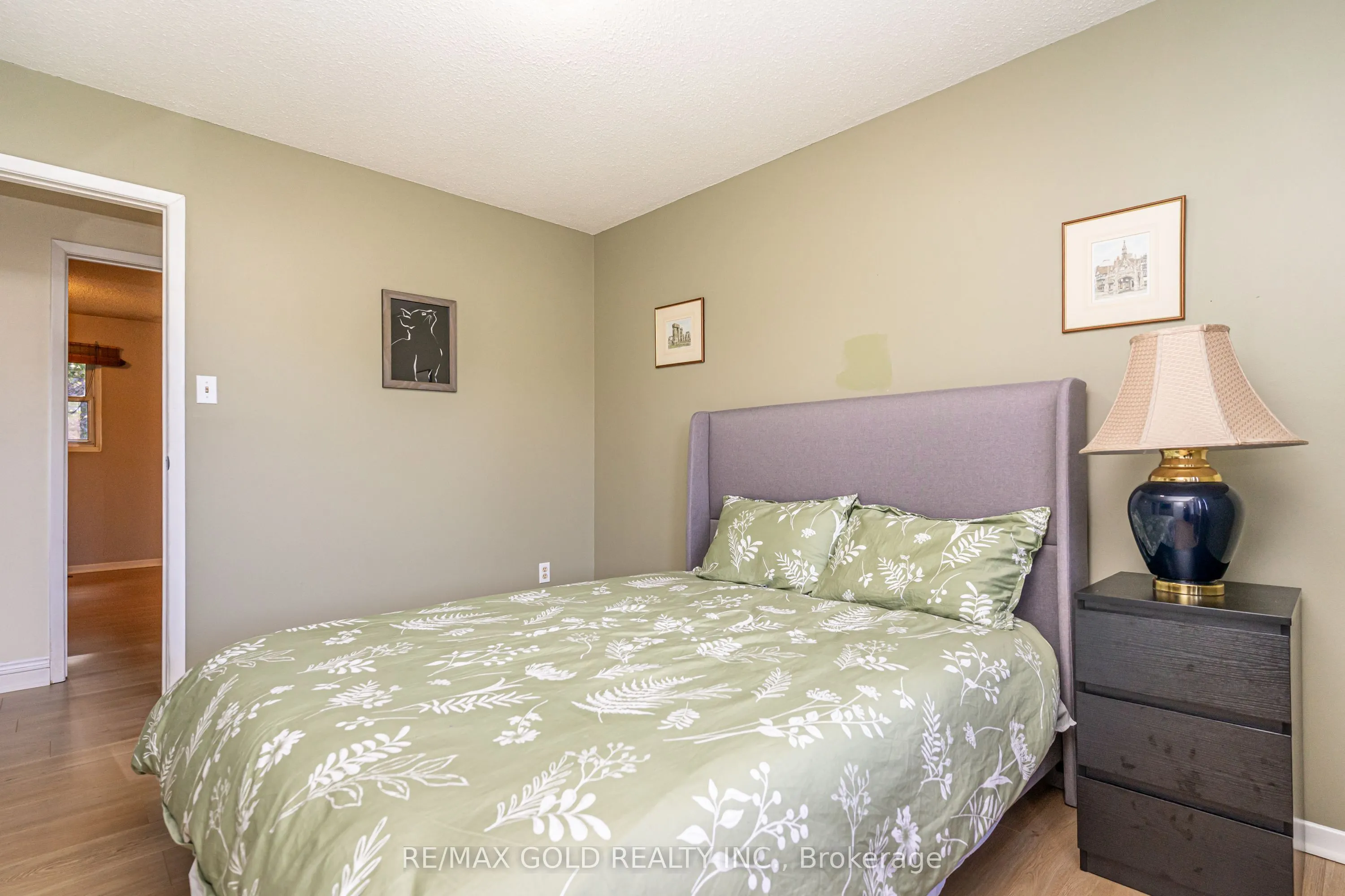 74 Lorraine Crescent