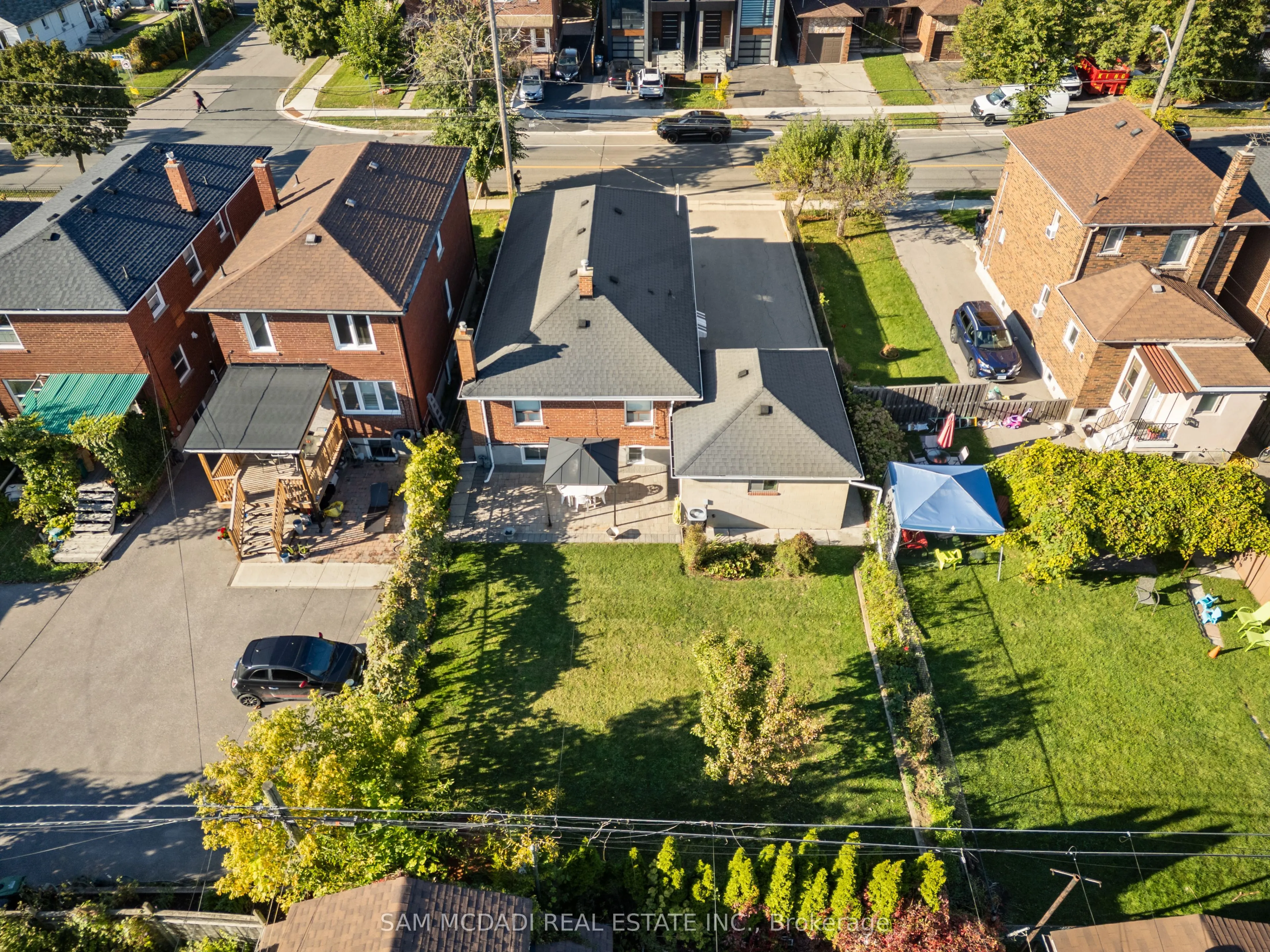 83 Evans Avenue