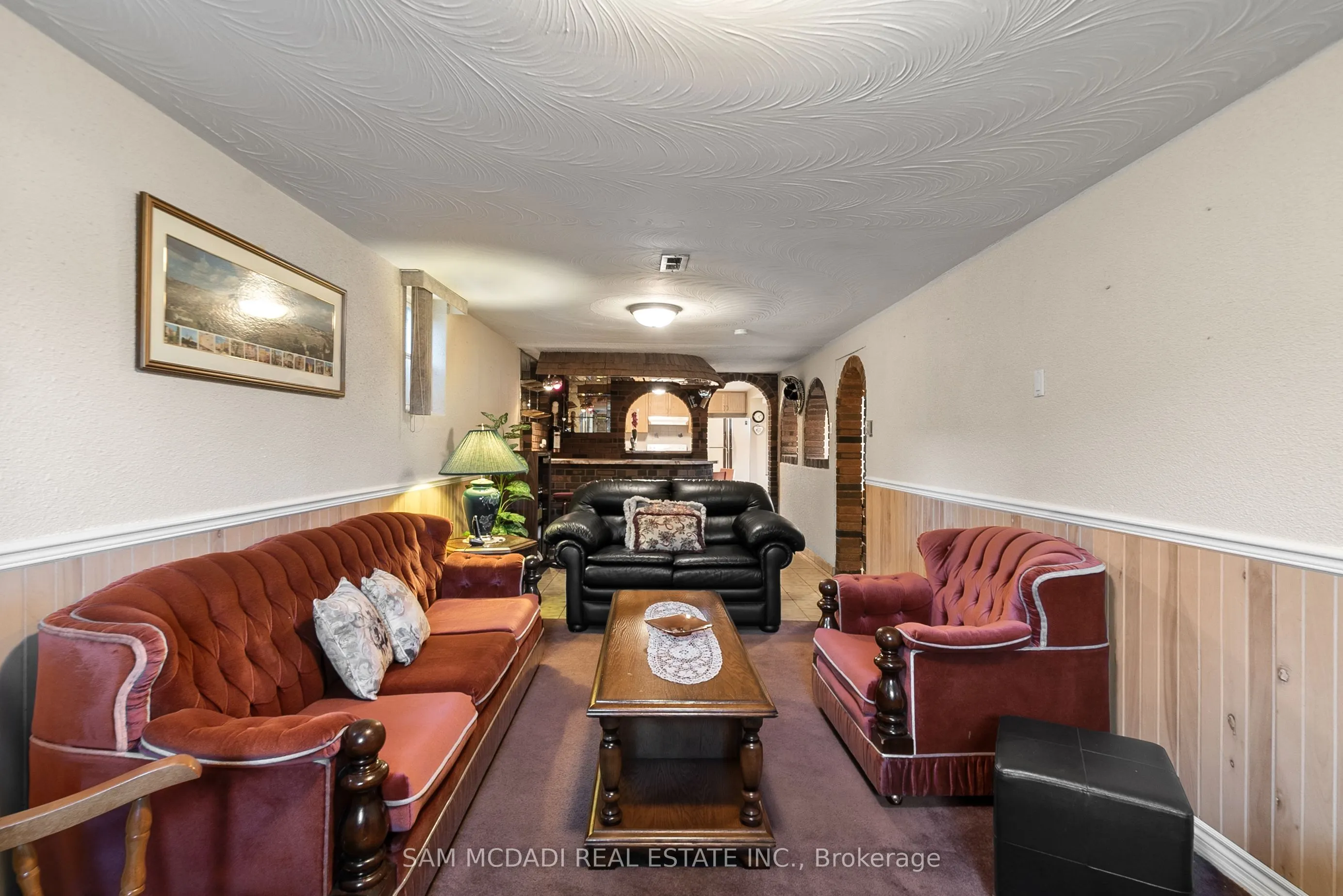 83 Evans Avenue
