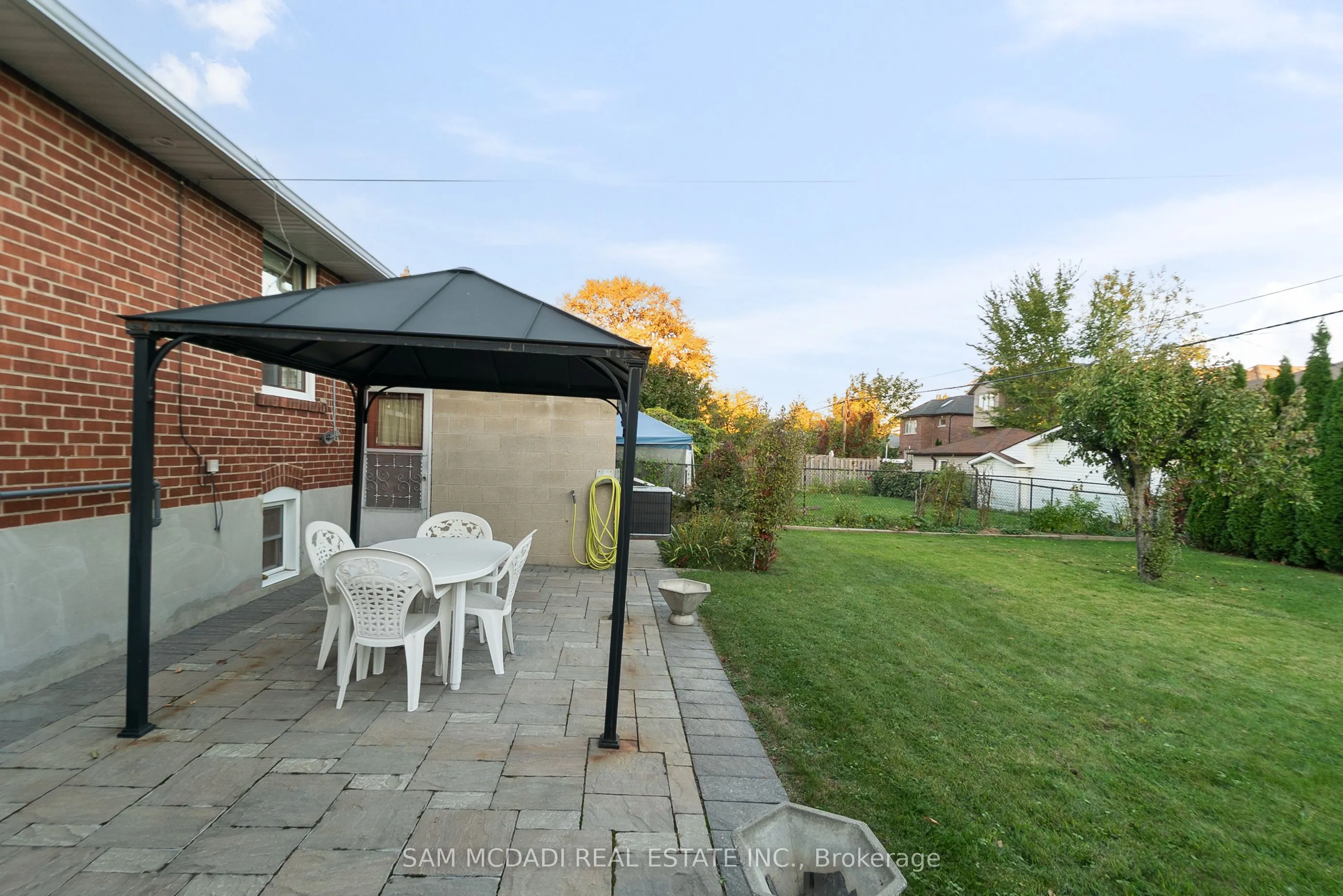83 Evans Avenue