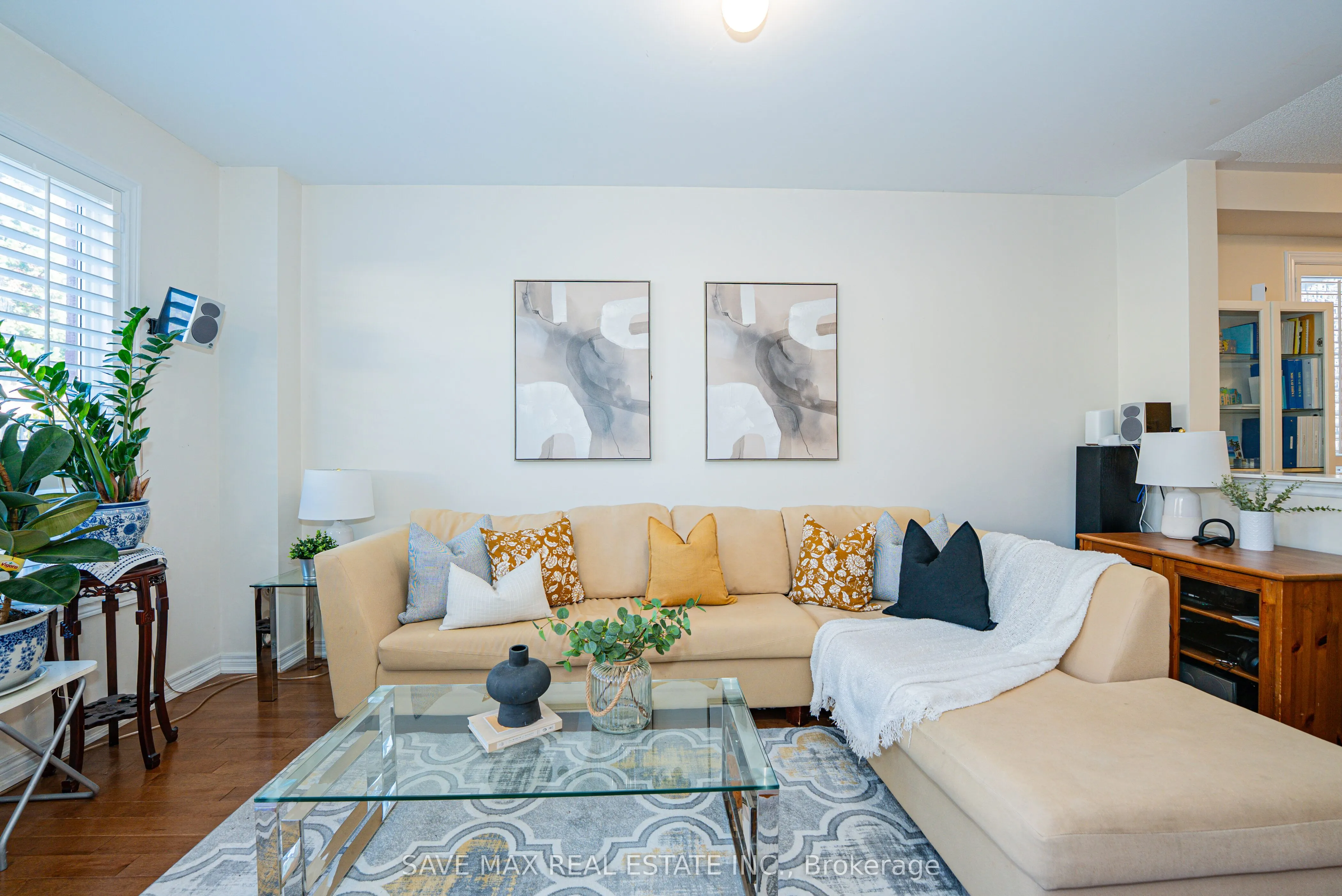 84 Rocky Point Crescent