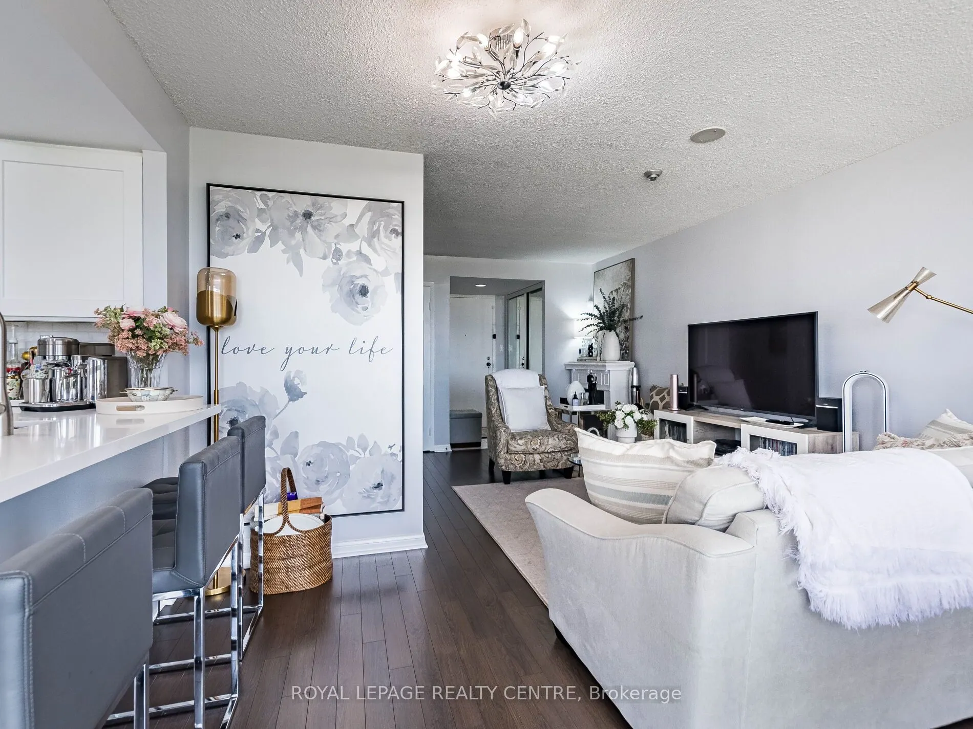 50 Eglinton Avenue W, #601