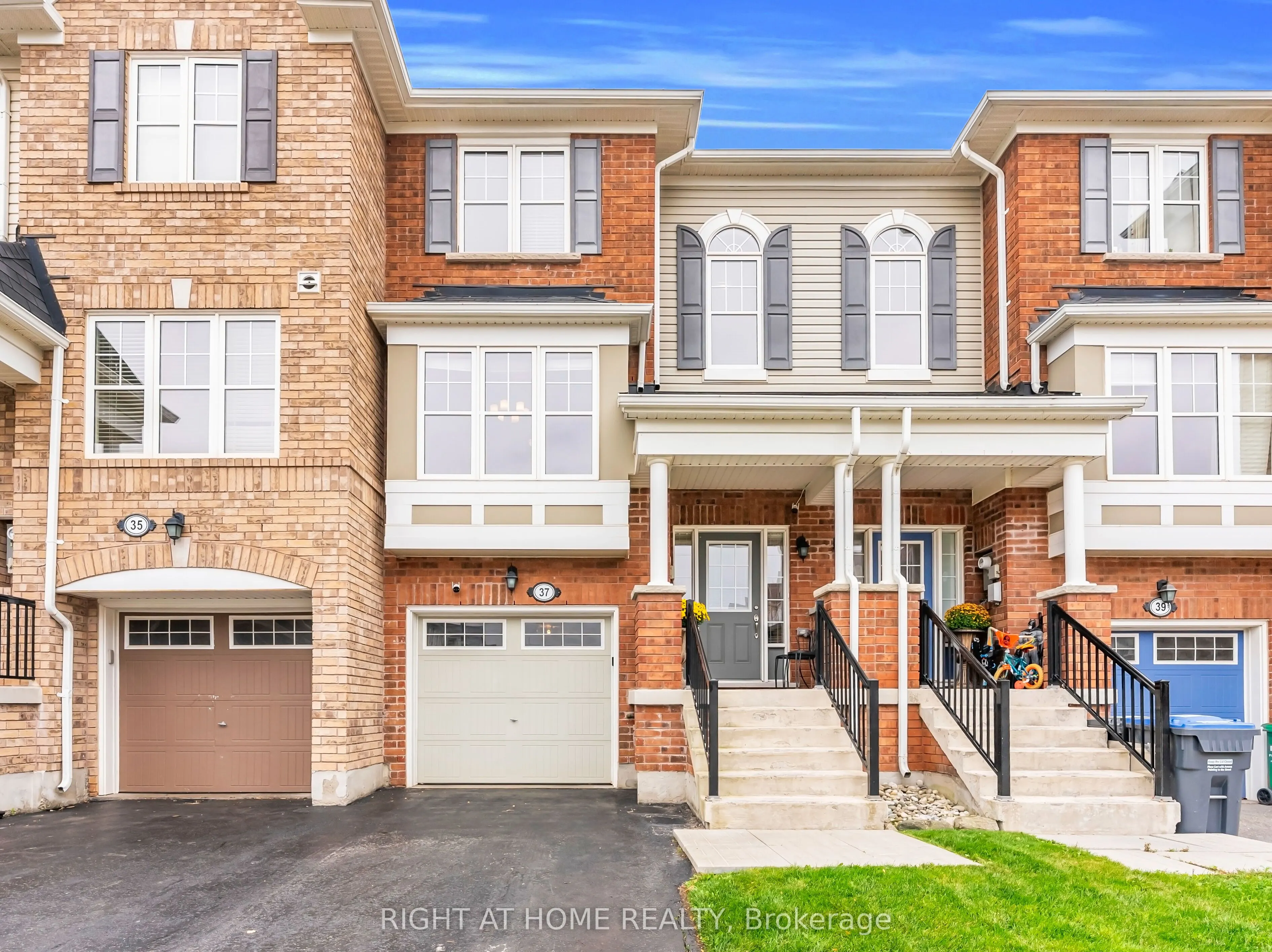 37 Ariel Road