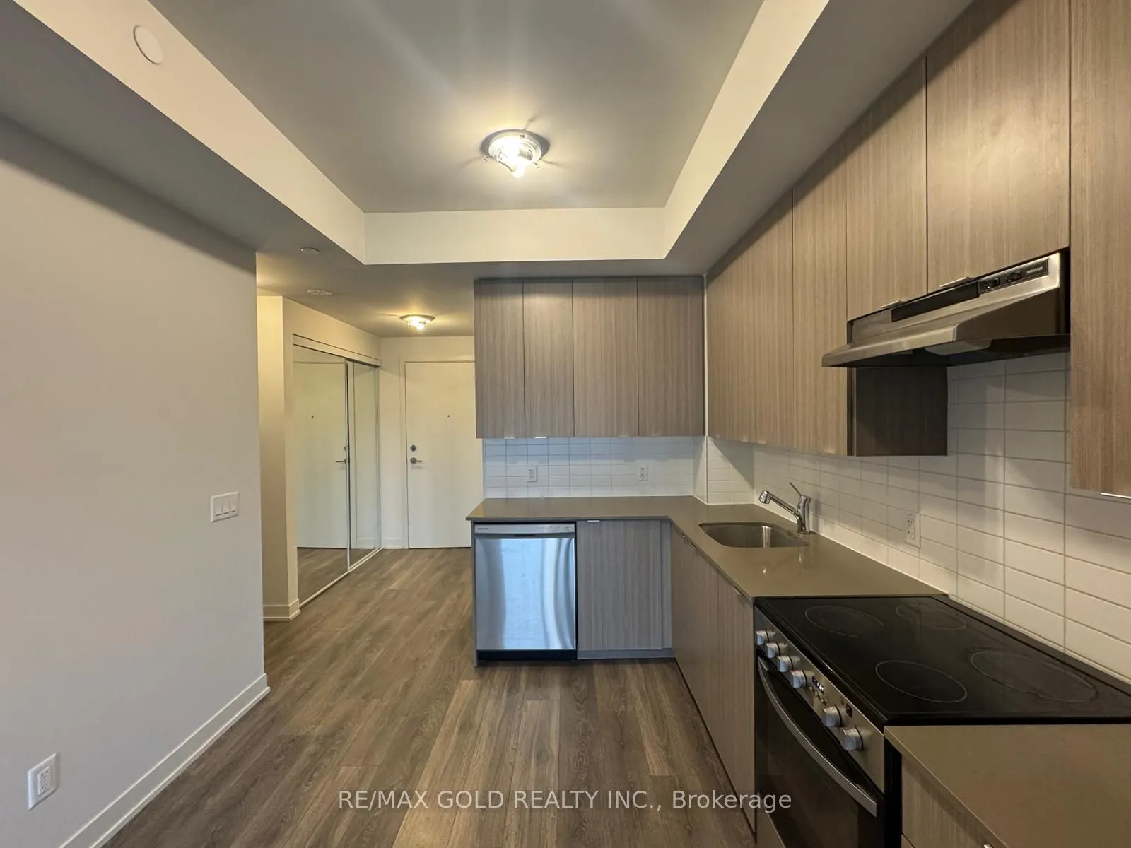 58 Sky Harbour Drive, #206