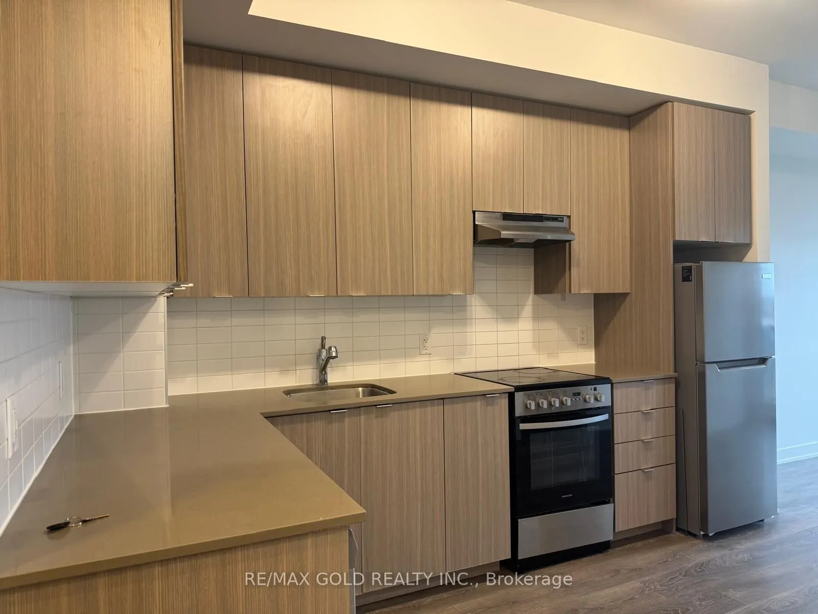 58 Sky Harbour Drive, #206