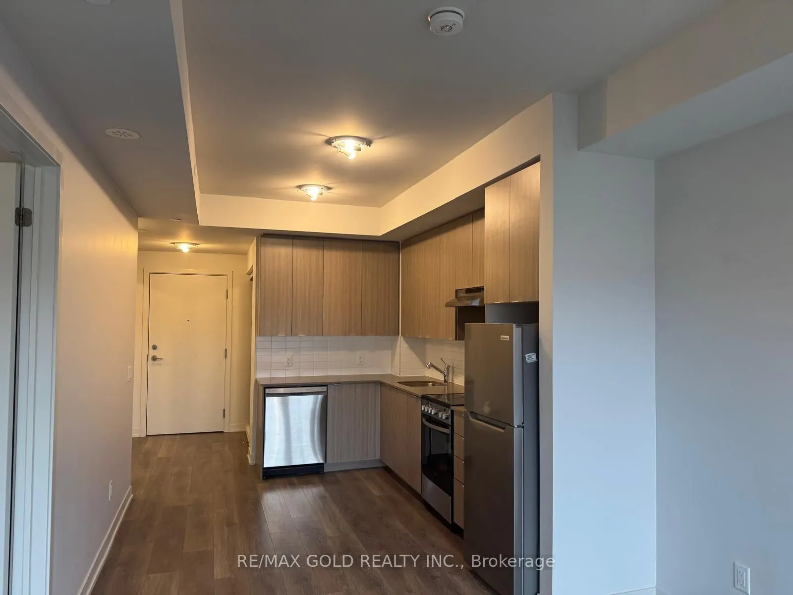 58 Sky Harbour Drive, #206