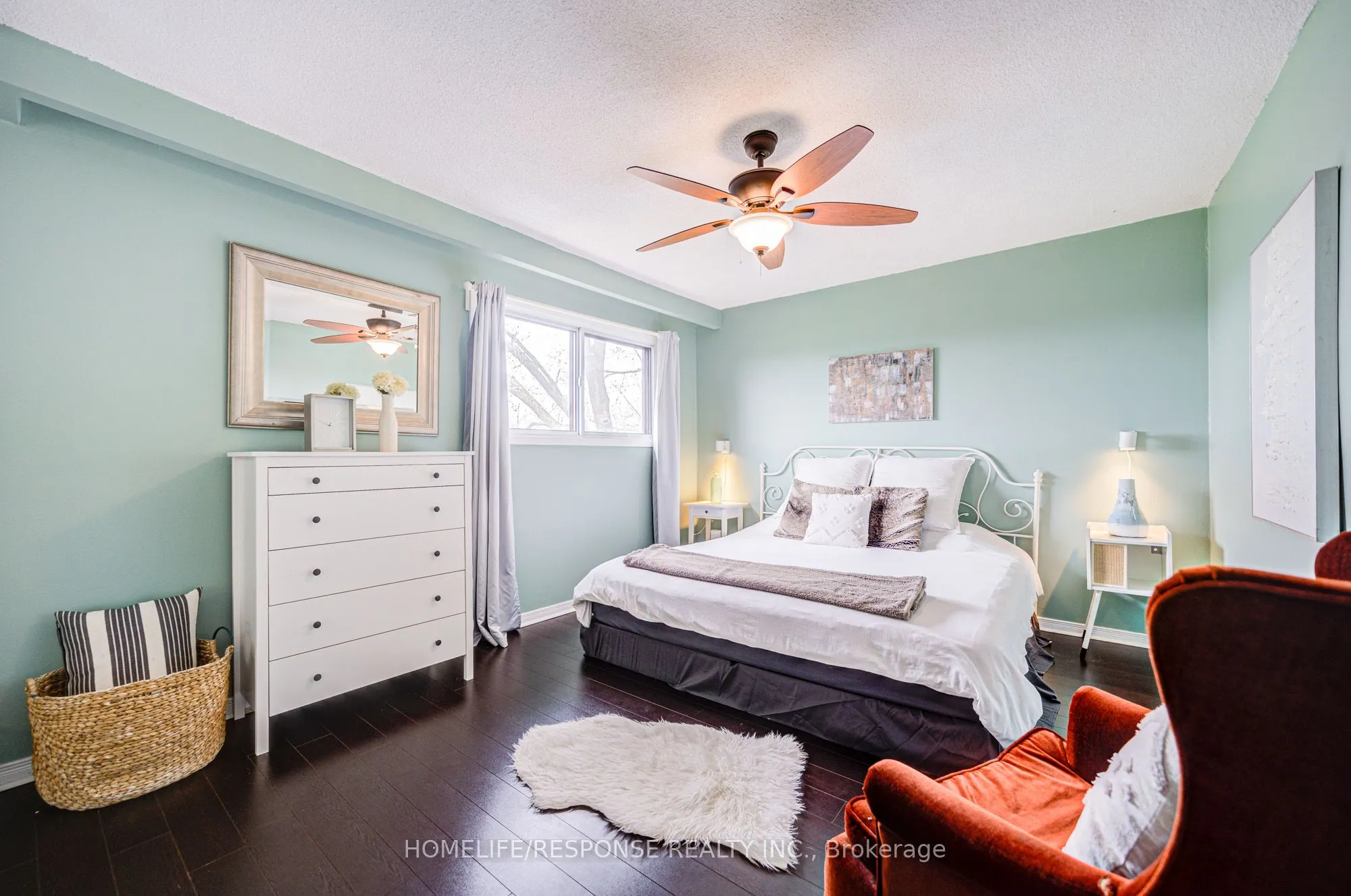 21 DAWSON Crescent, #21