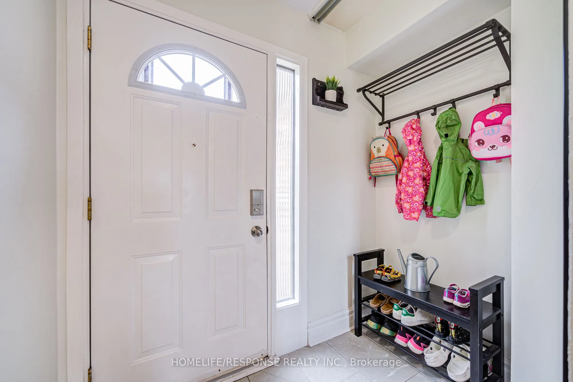 21 DAWSON Crescent, #21