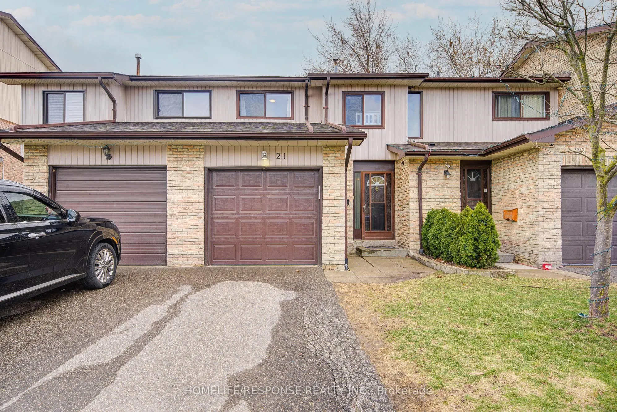 21 DAWSON Crescent, #21