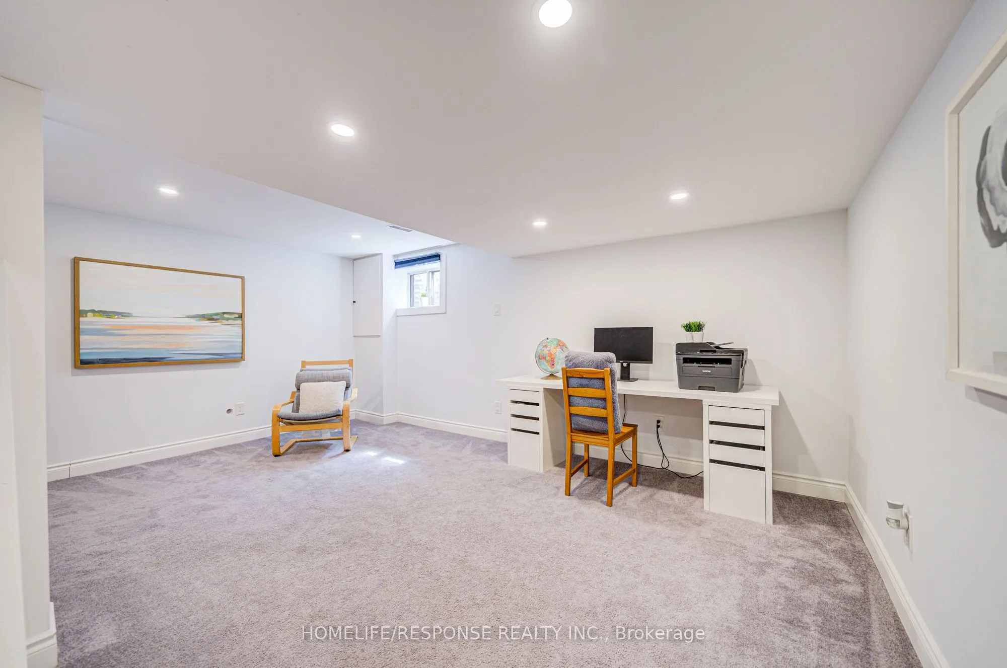 21 DAWSON Crescent, #21