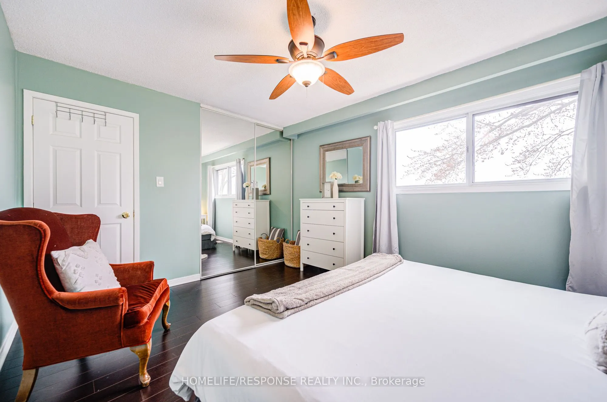21 DAWSON Crescent, #21