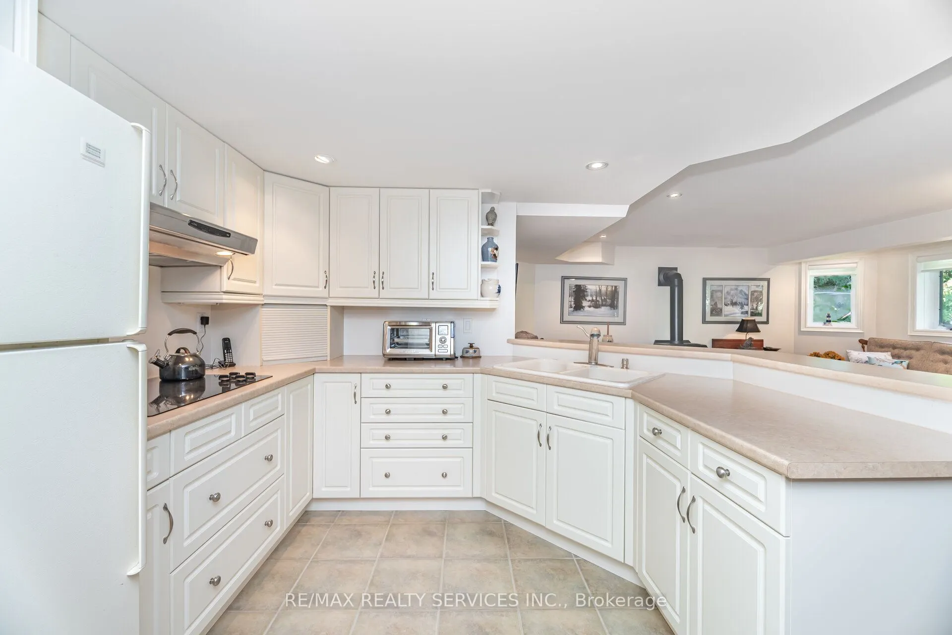 24 Putney Road