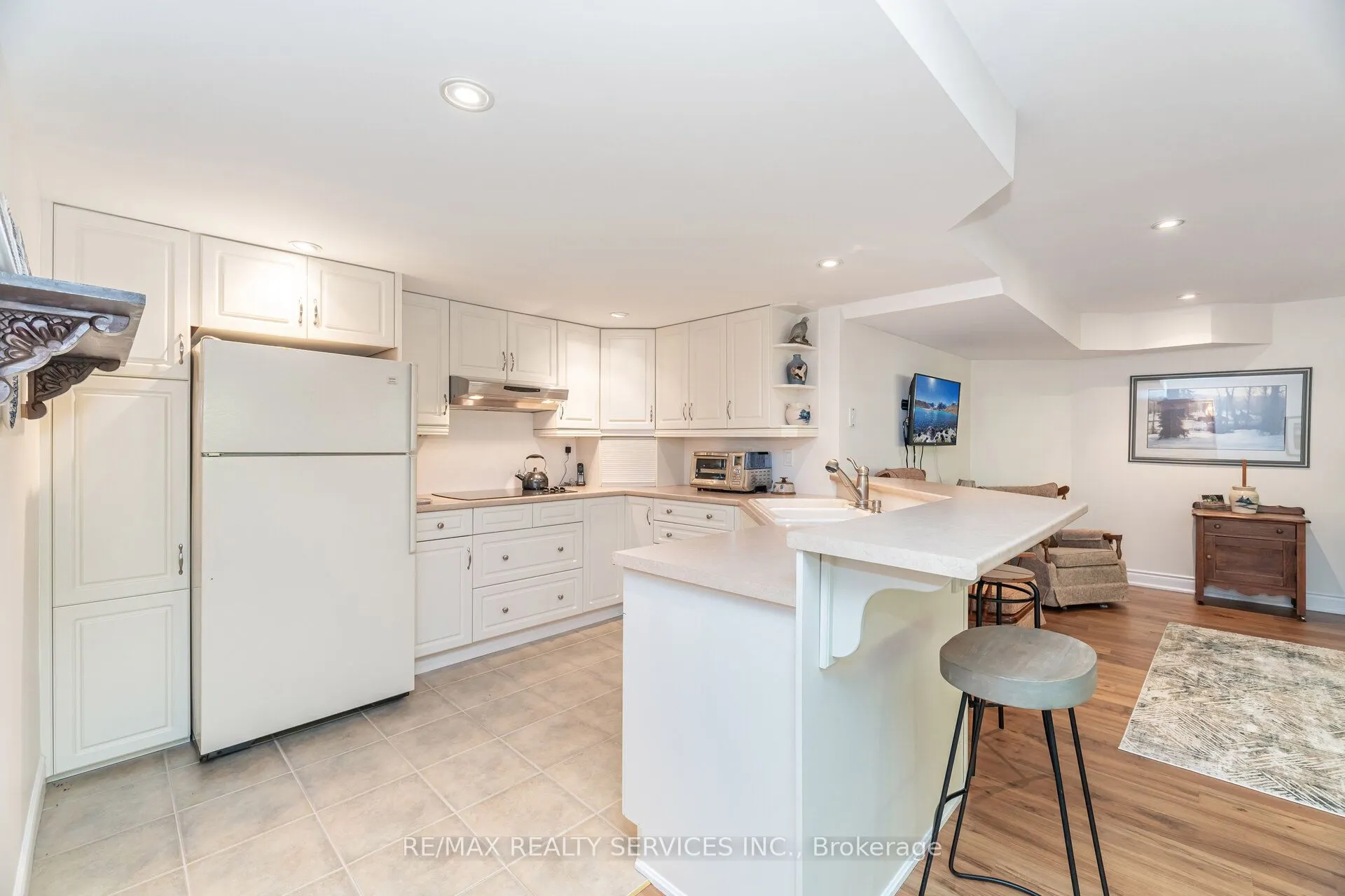 24 Putney Road