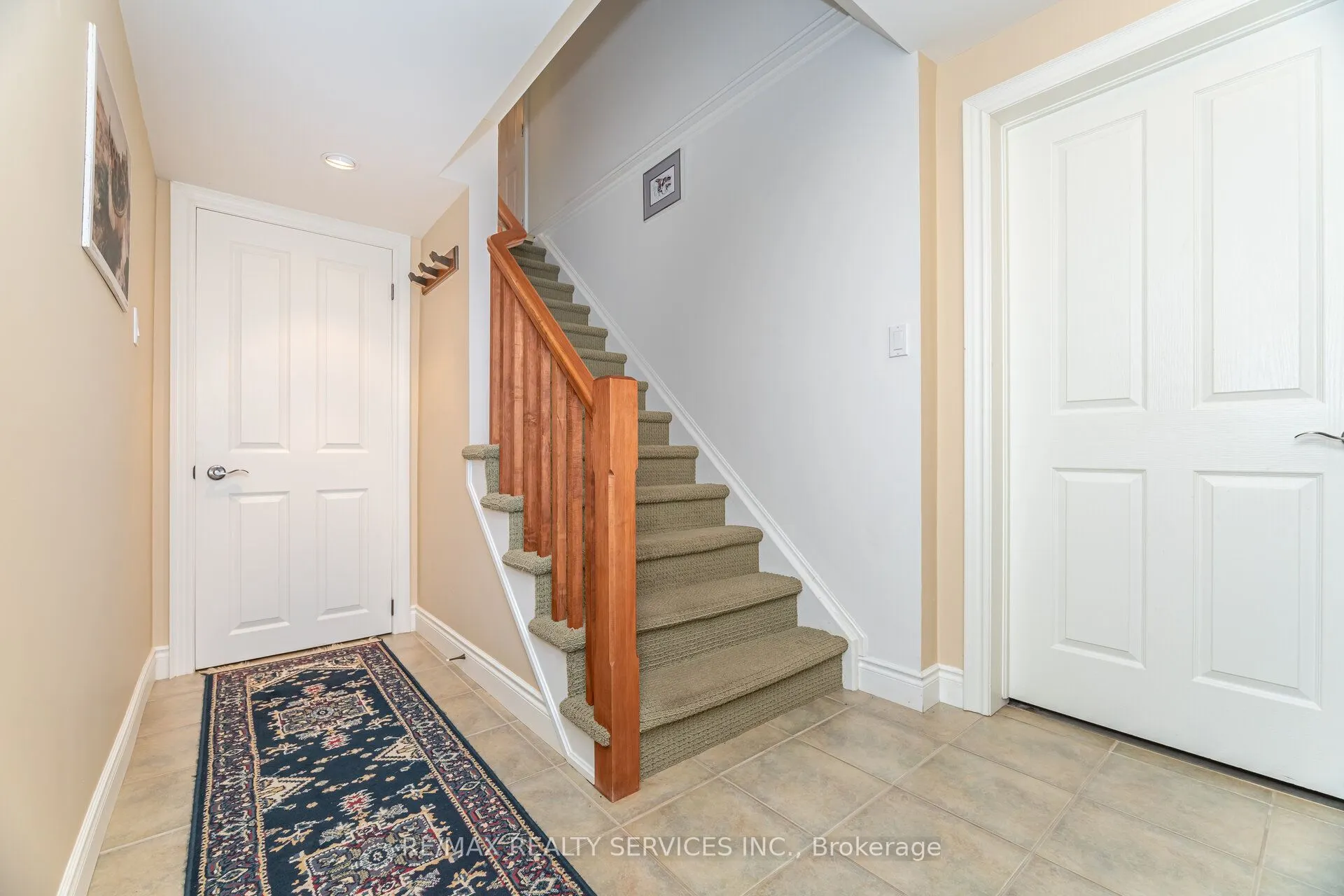 24 Putney Road