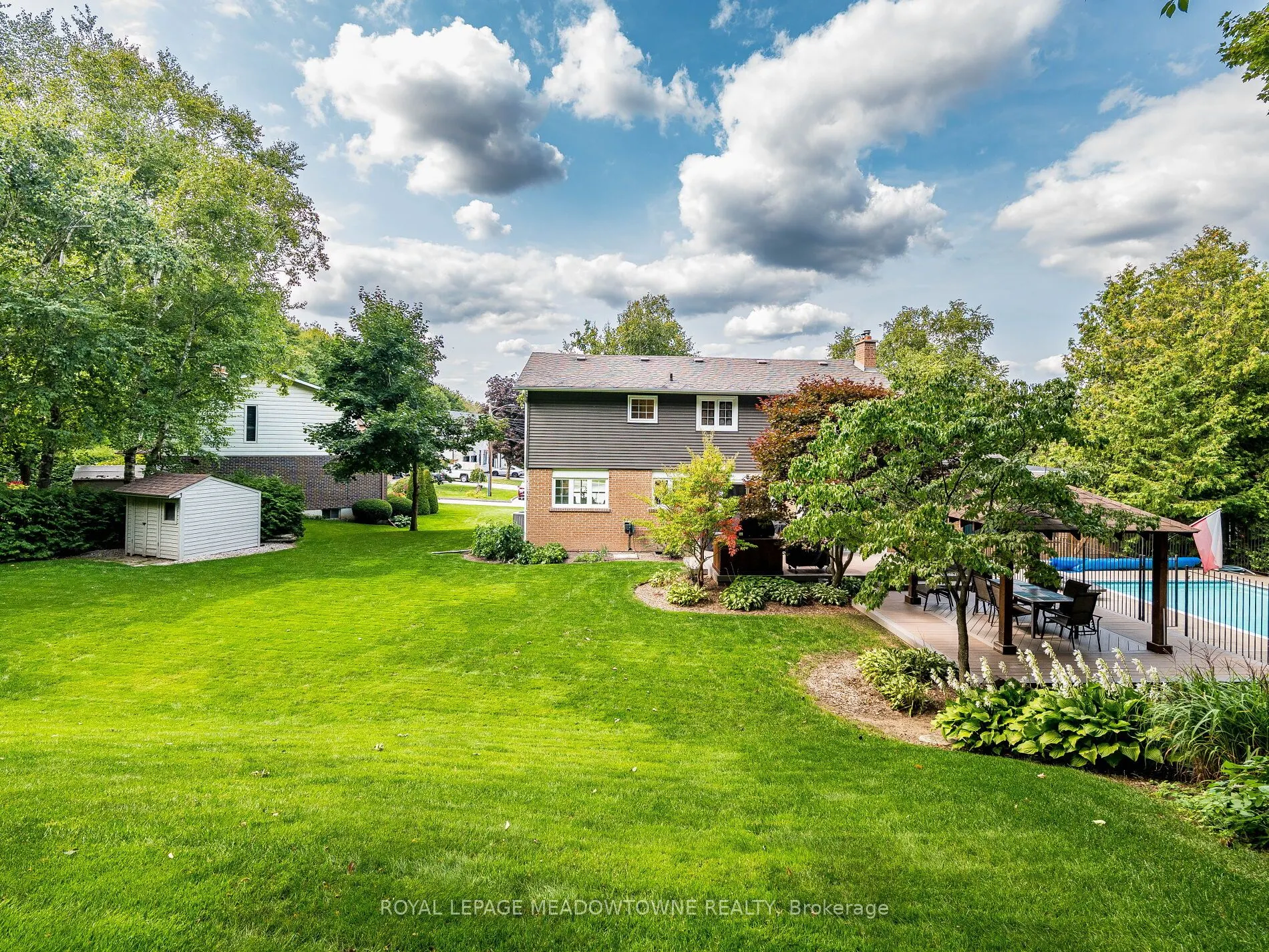 40 Hilltop Drive