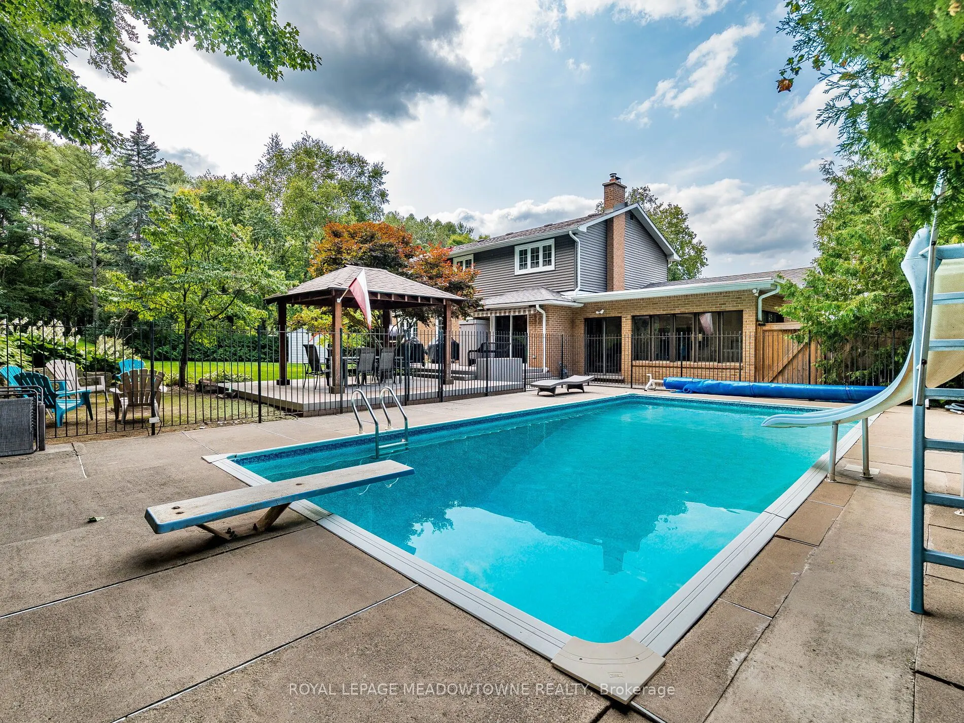 40 Hilltop Drive