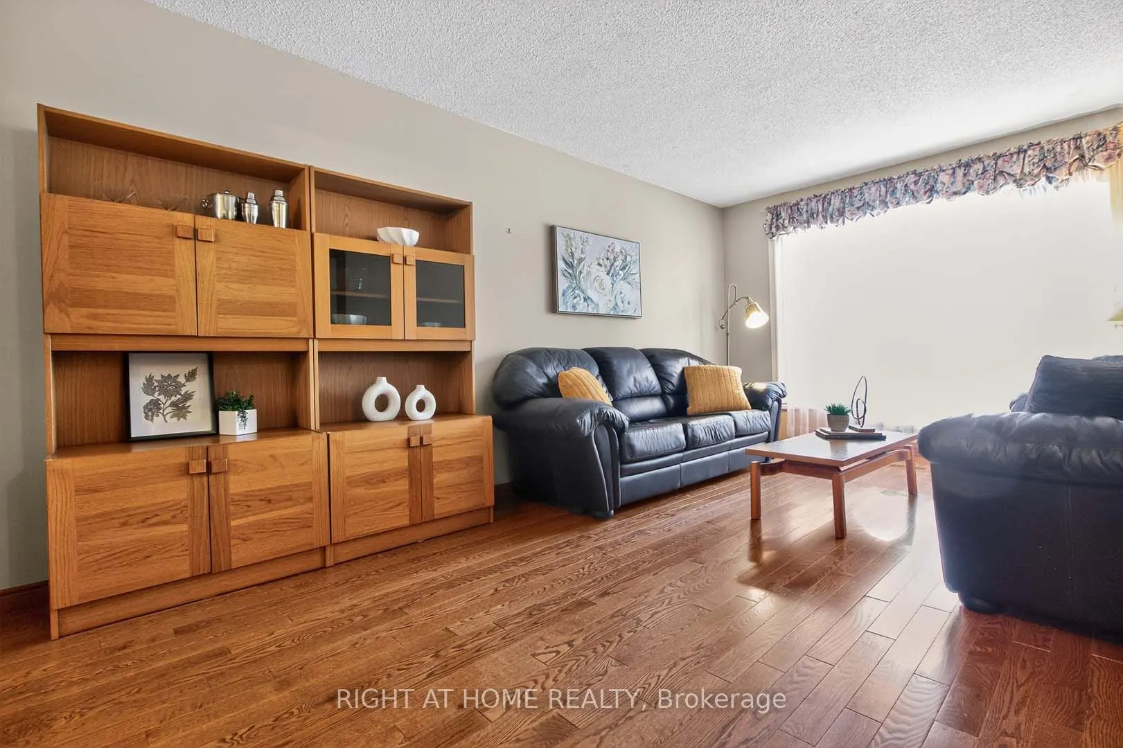 4433 Sedgefield Road