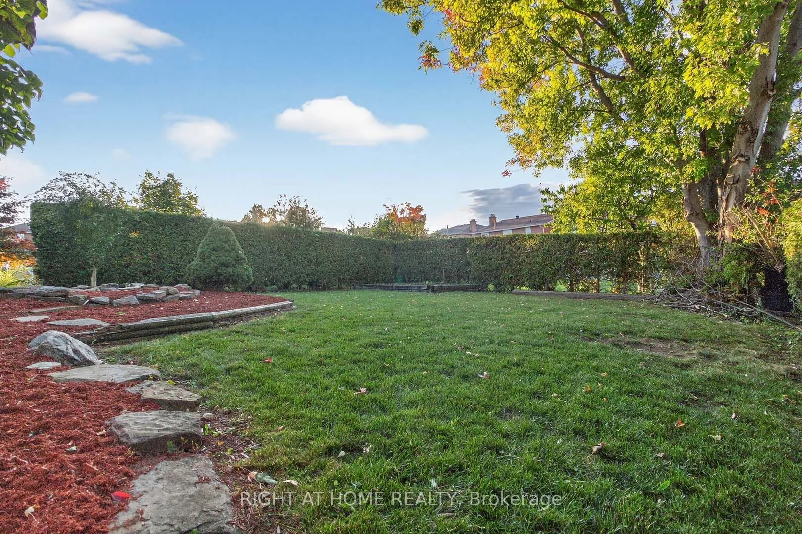 4433 Sedgefield Road