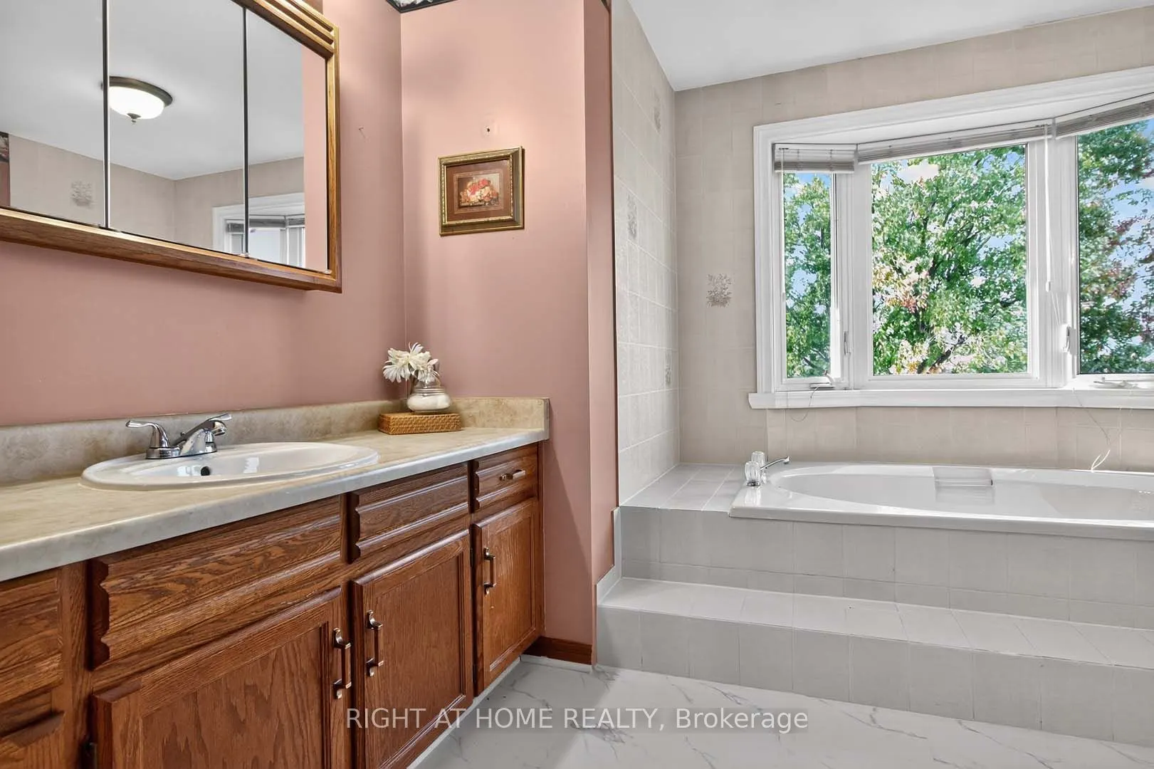 4433 Sedgefield Road