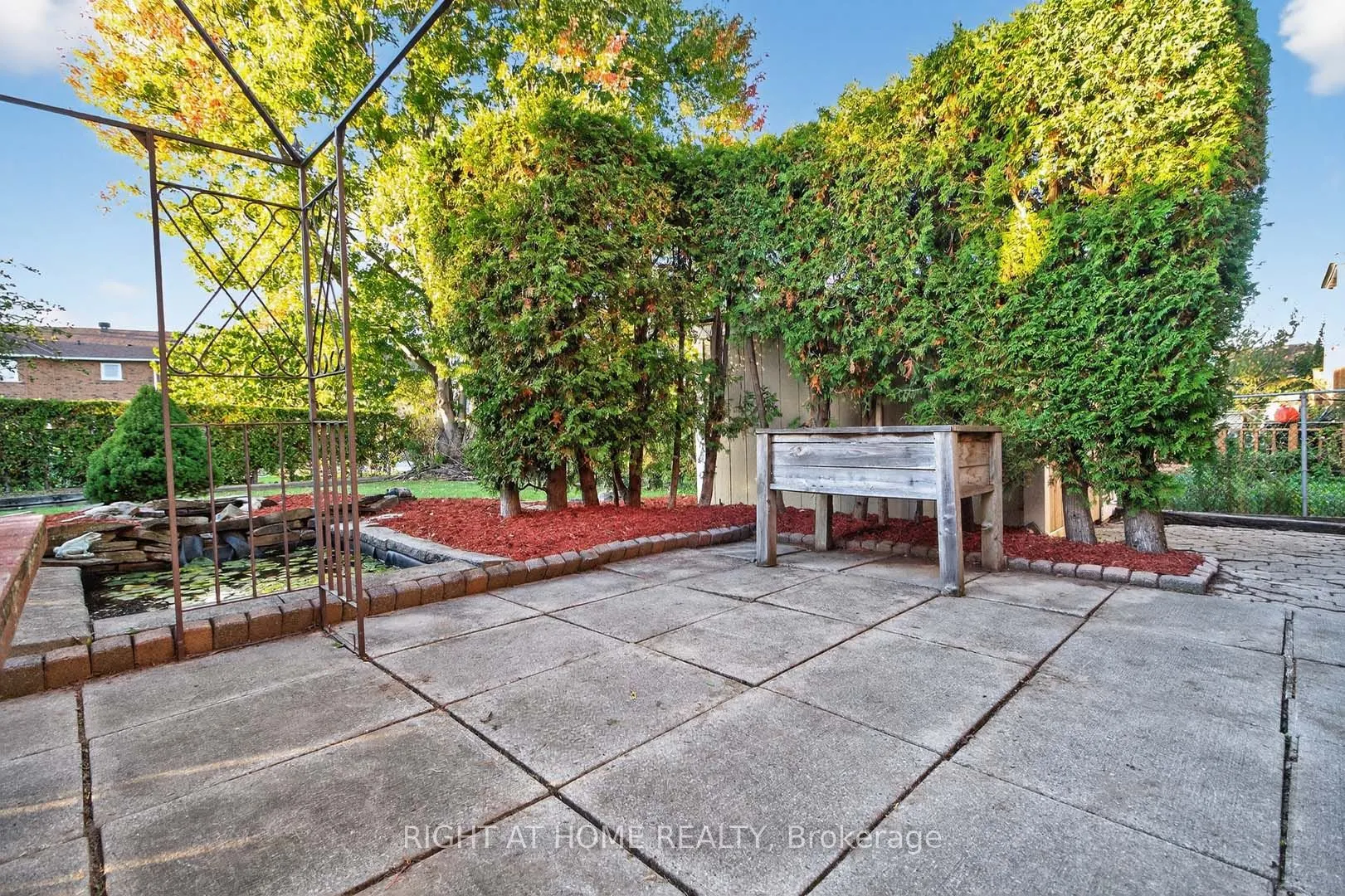 4433 Sedgefield Road