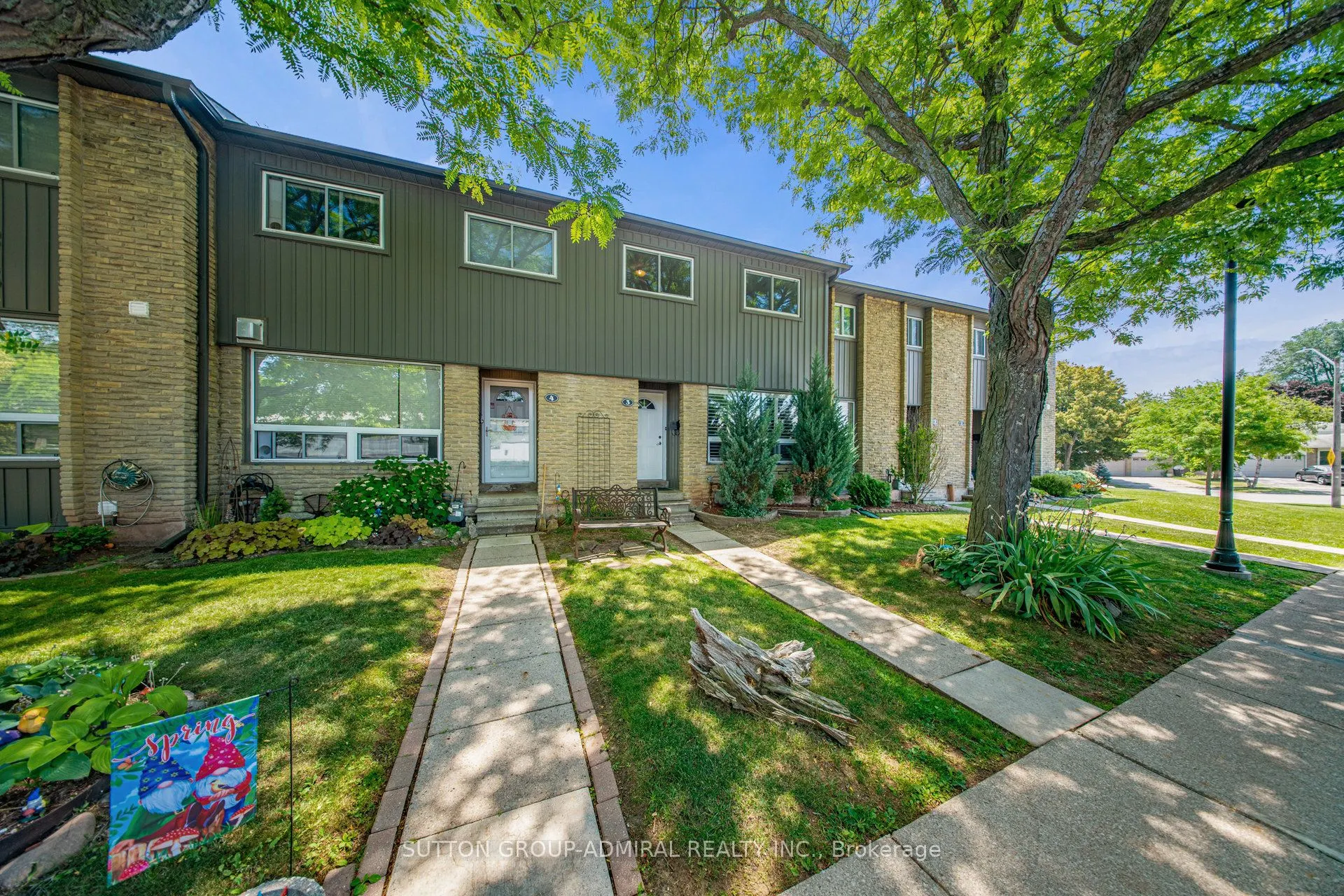 1517 Elm Road, #3