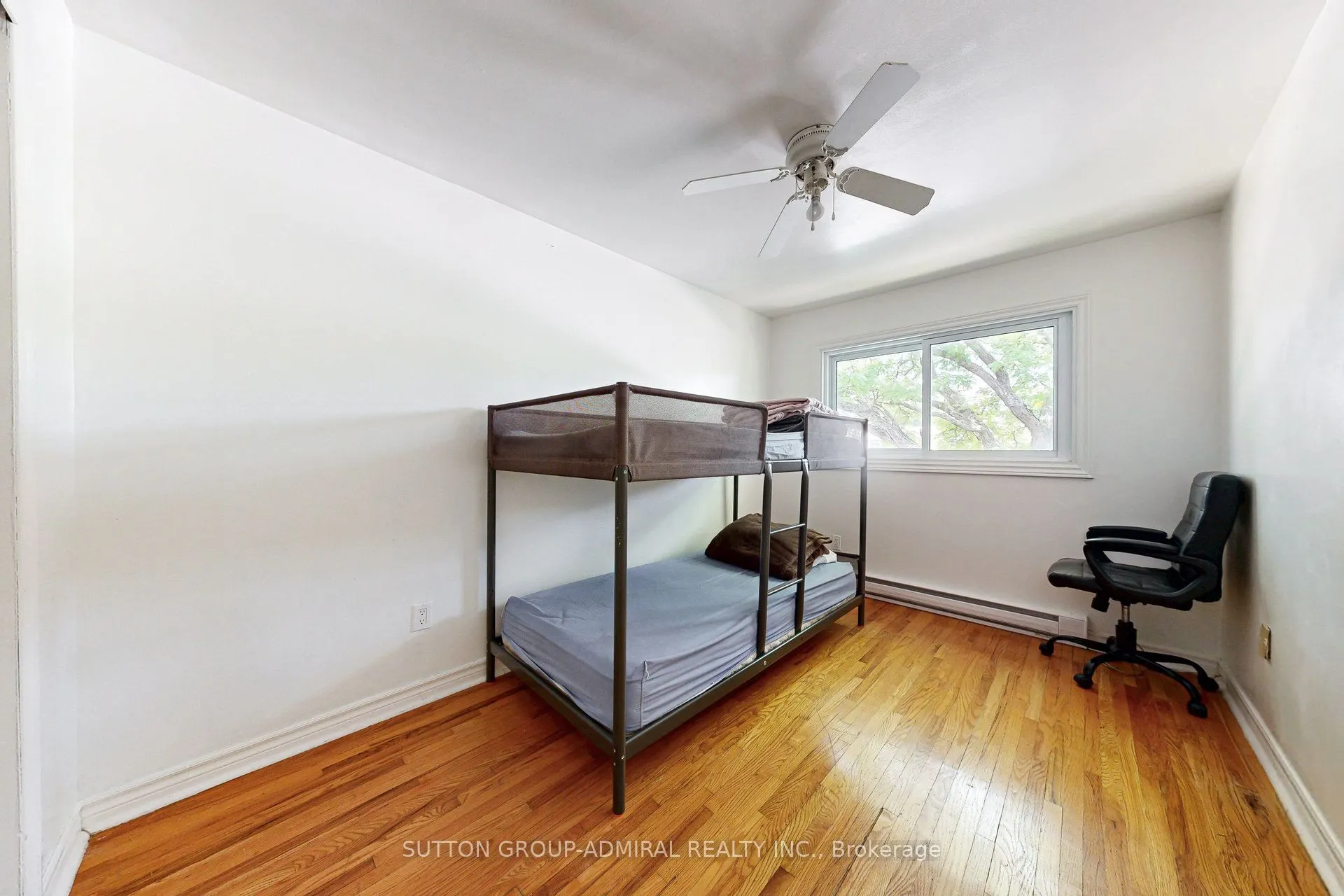 1517 Elm Road, #3