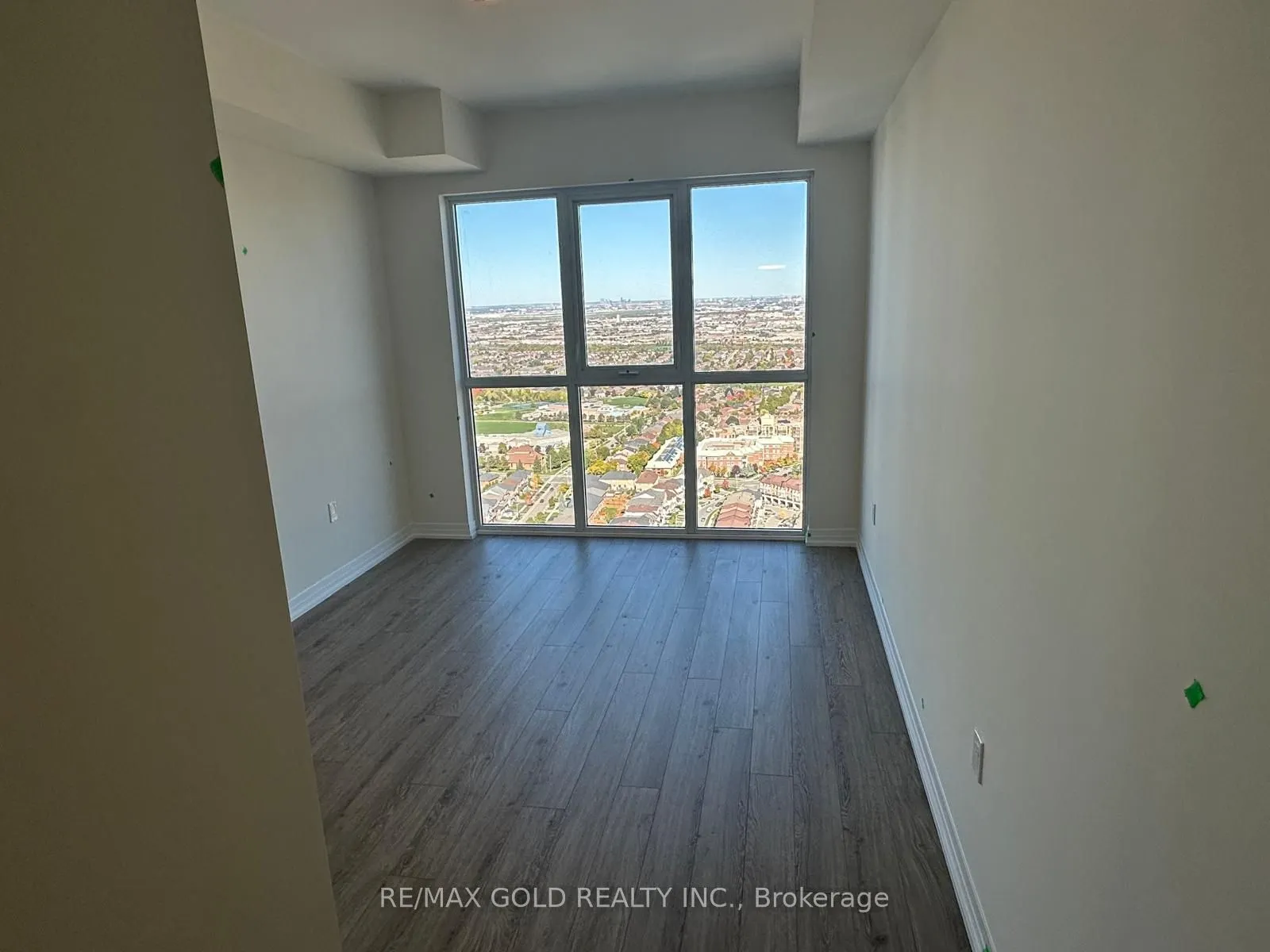15 Watergarden Drive, #3701