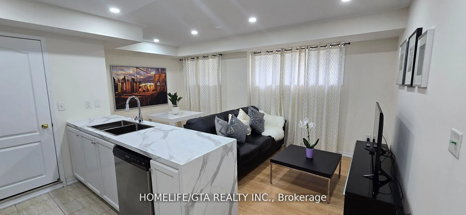 157 Isaac Devins Boulevard, #3
