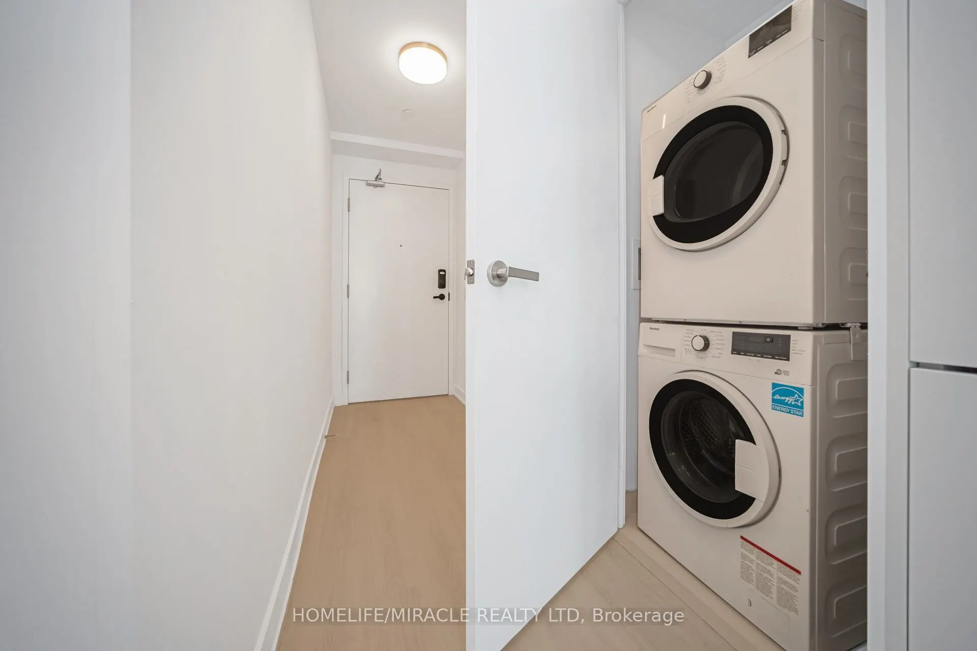 3883 Quartz Road, #1002