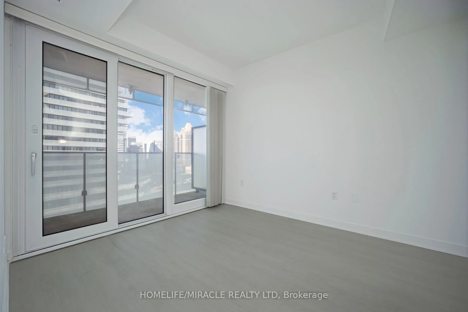 3883 Quartz Road, #1002