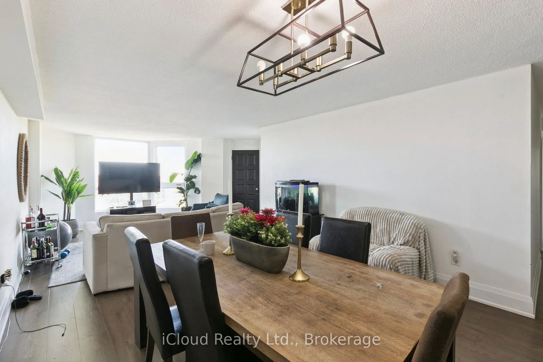 238 Albion Road, #1108