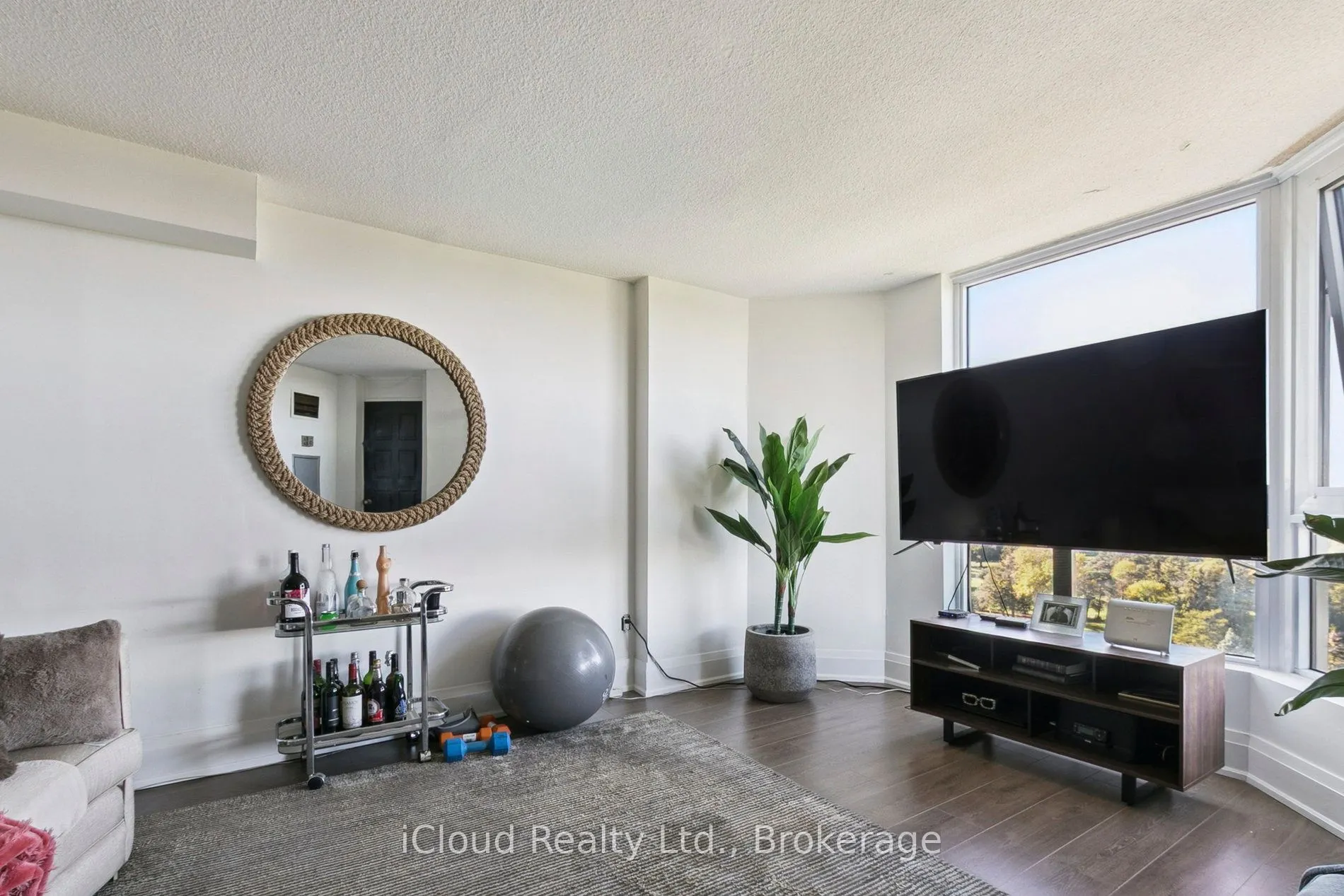 238 Albion Road, #1108