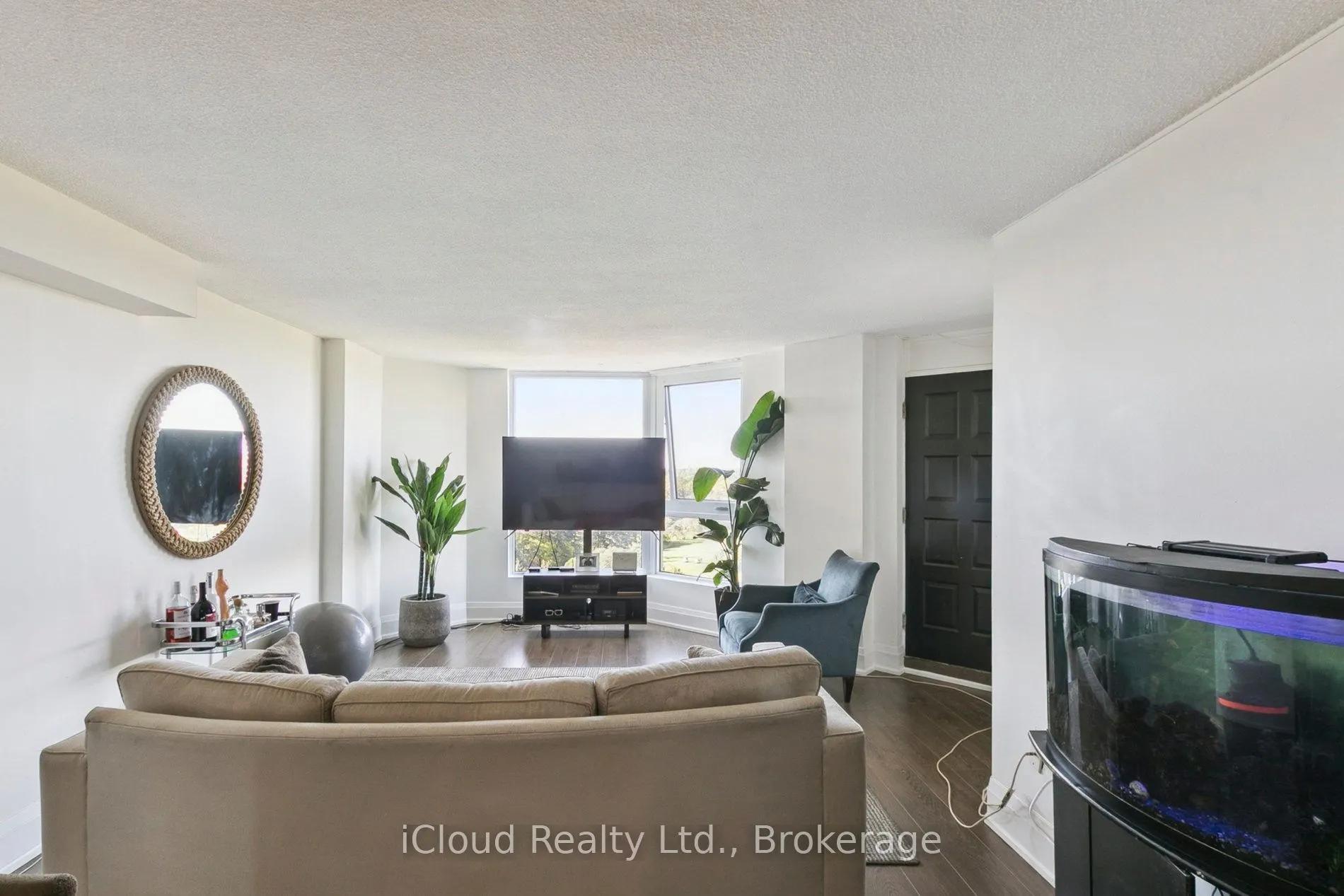 238 Albion Road, #1108