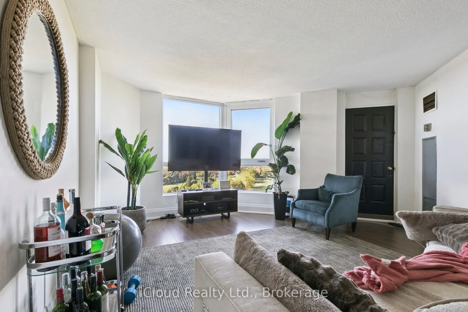 238 Albion Road, #1108