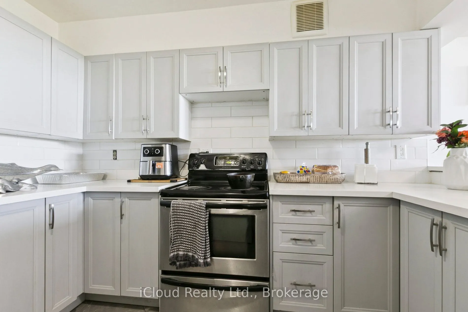 238 Albion Road, #1108