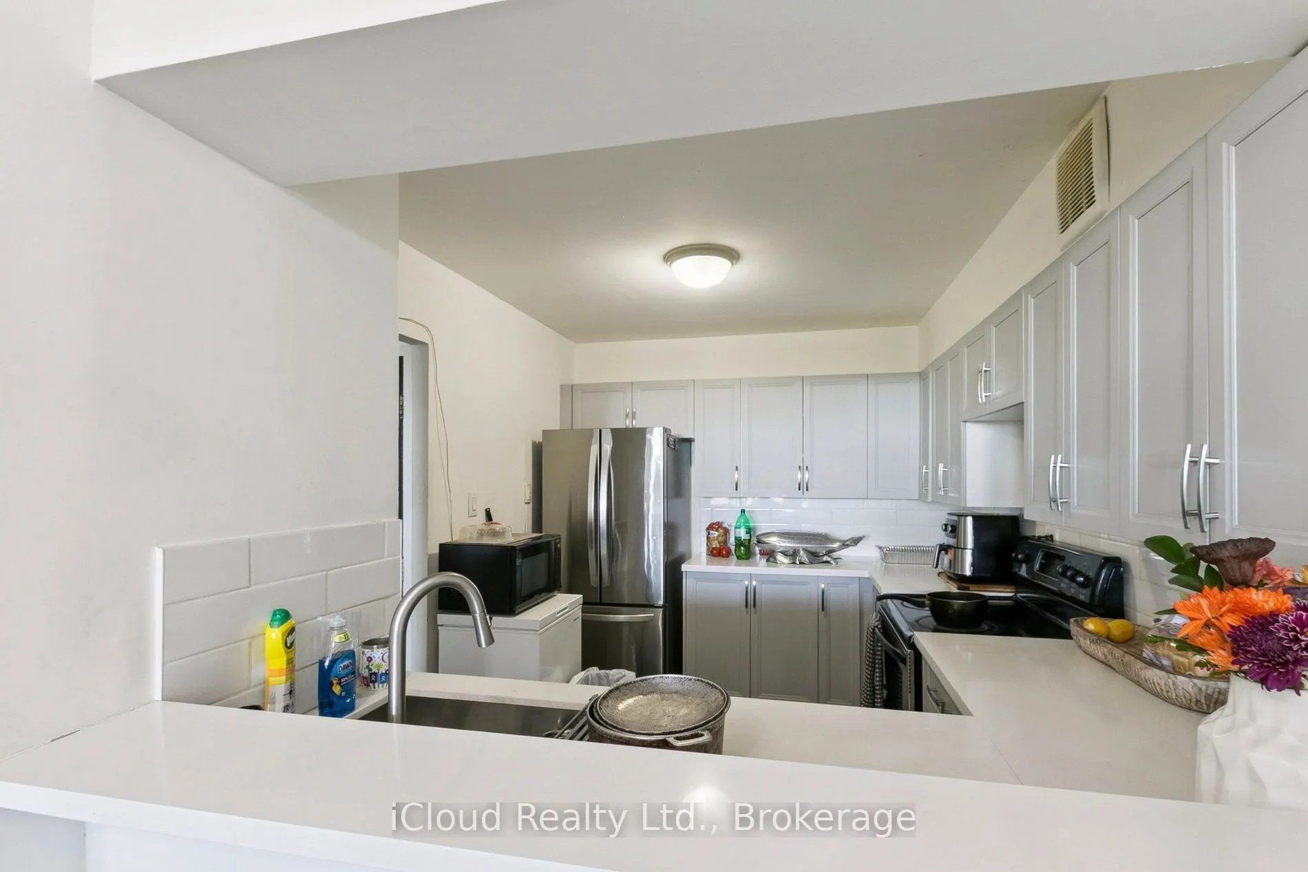 238 Albion Road, #1108