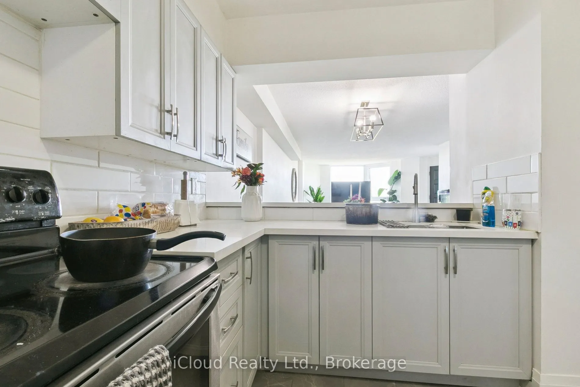 238 Albion Road, #1108