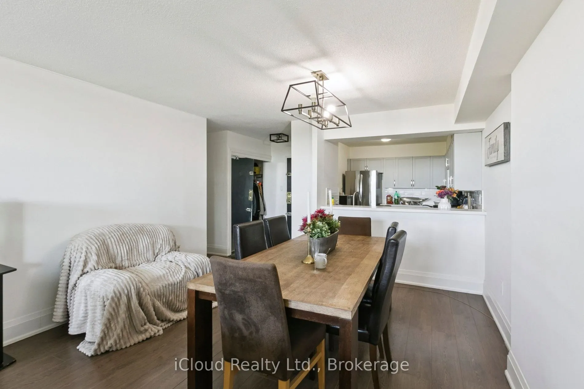 238 Albion Road, #1108
