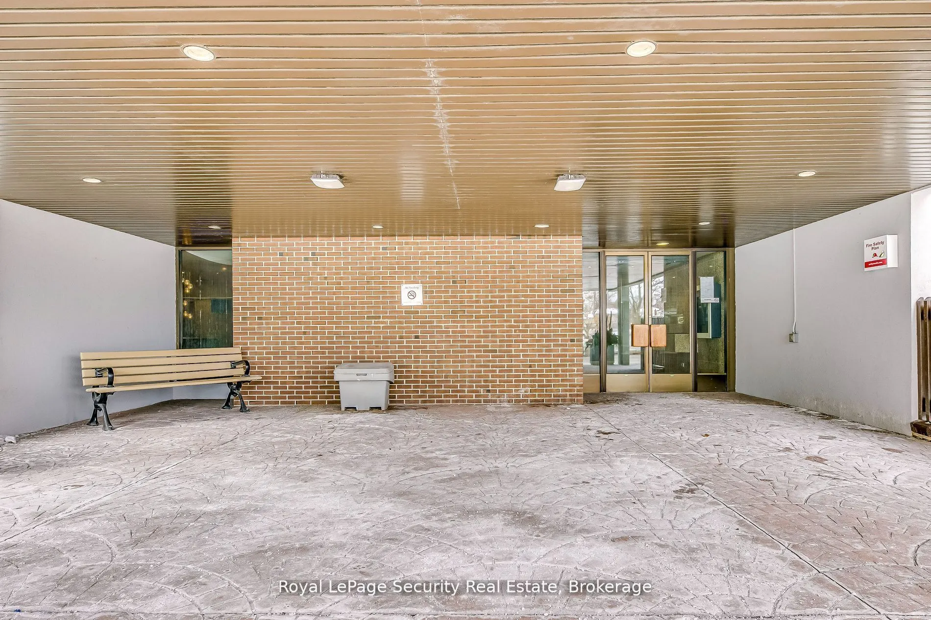 260 Scarlett Road, #2005