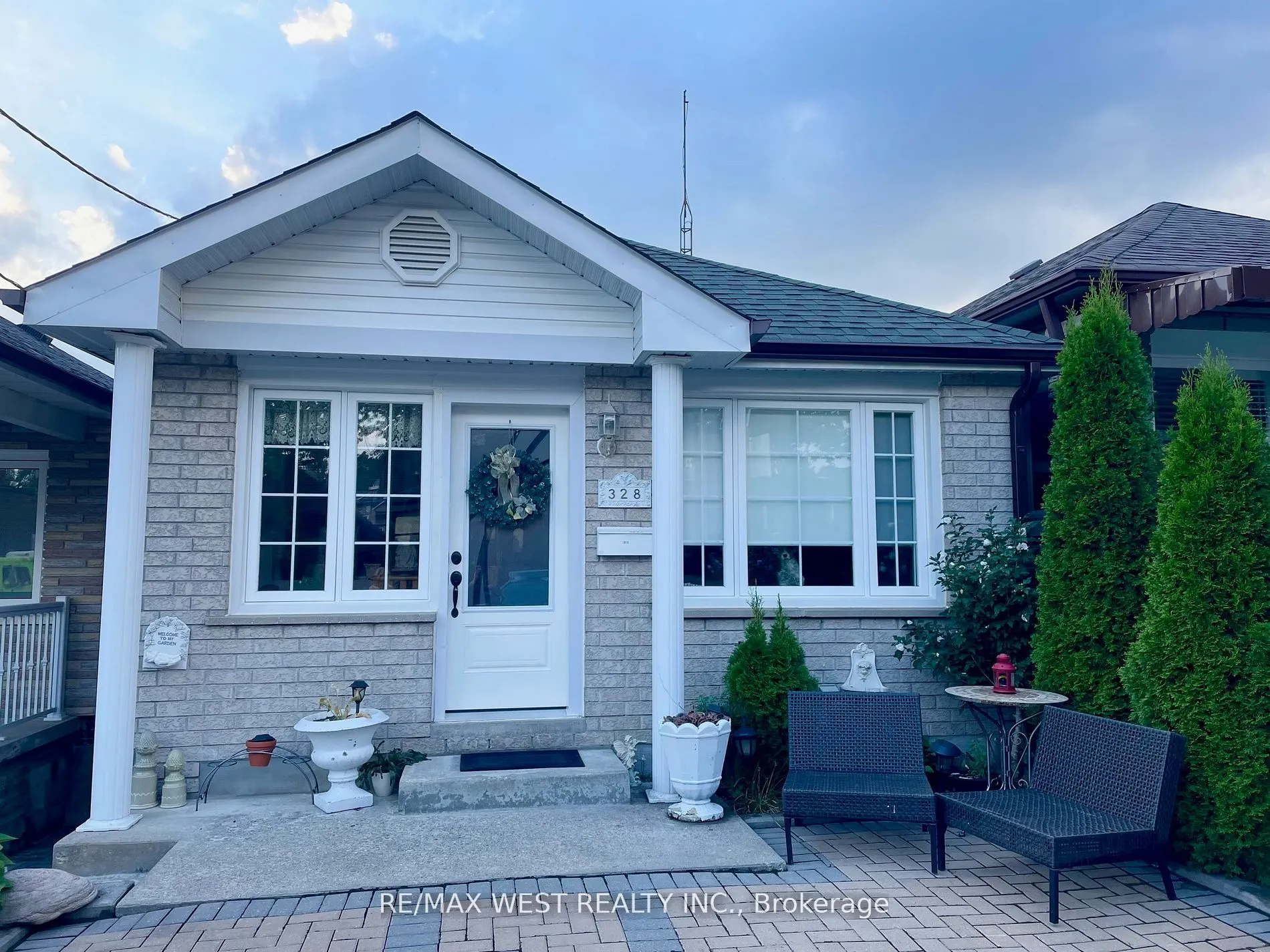 328 Caledonia Road, #Lower