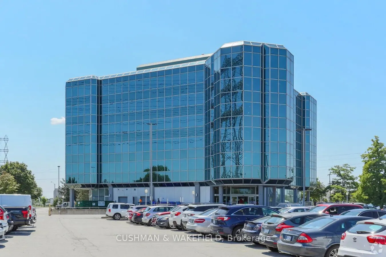135 Queens Plate Drive, #370
