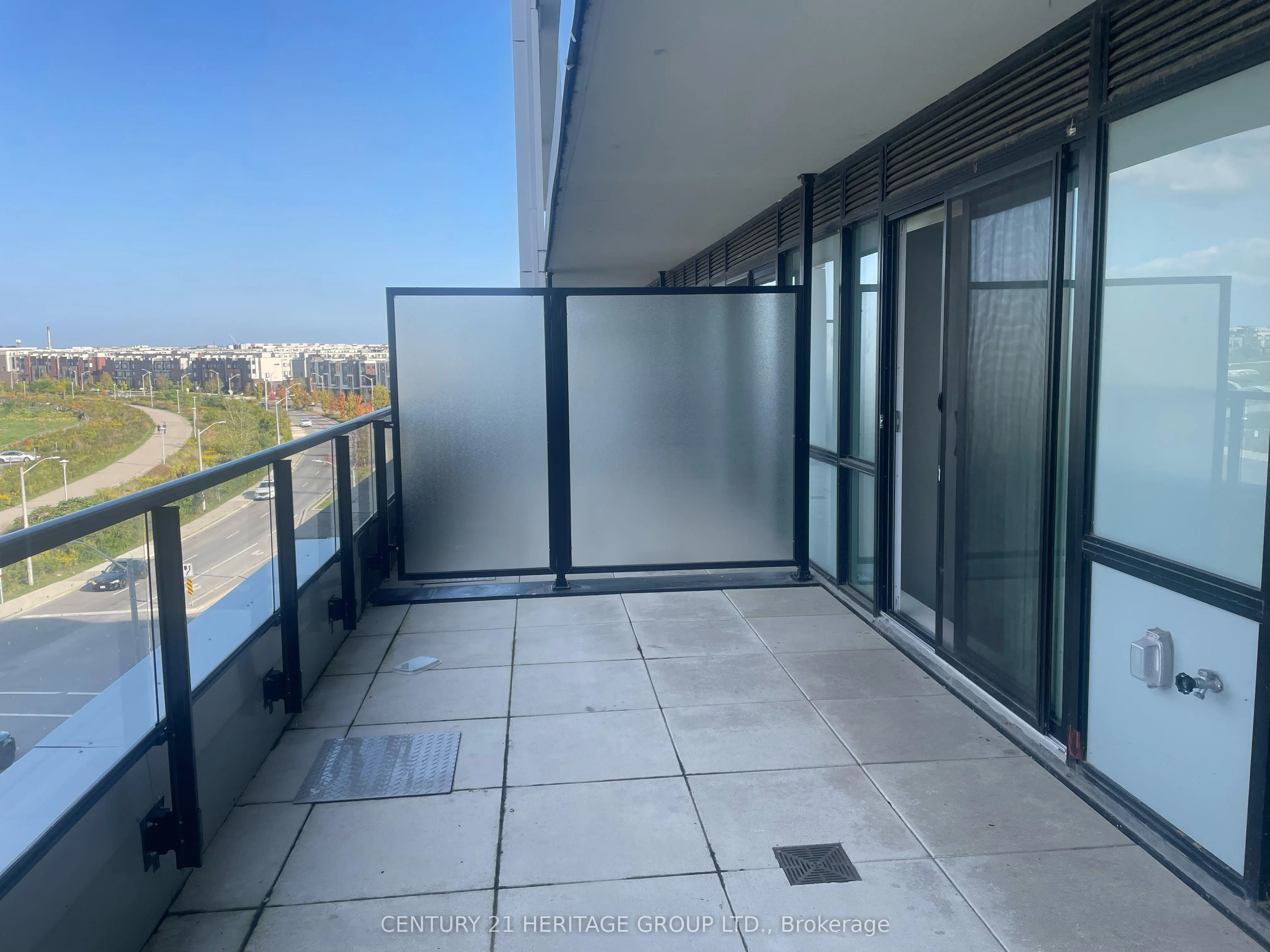 60 George Butchart Drive, #404