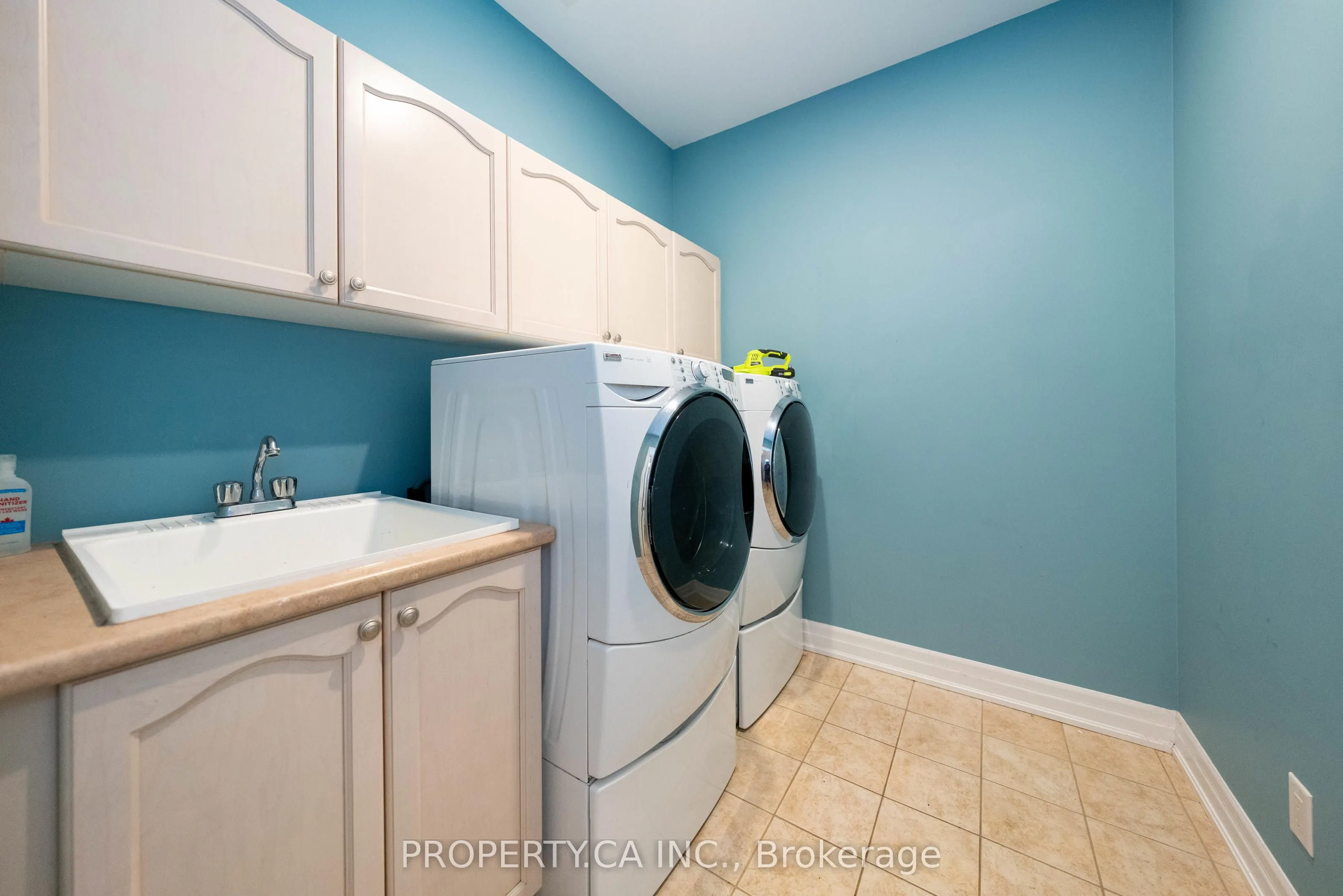 36 Bardoe Crescent