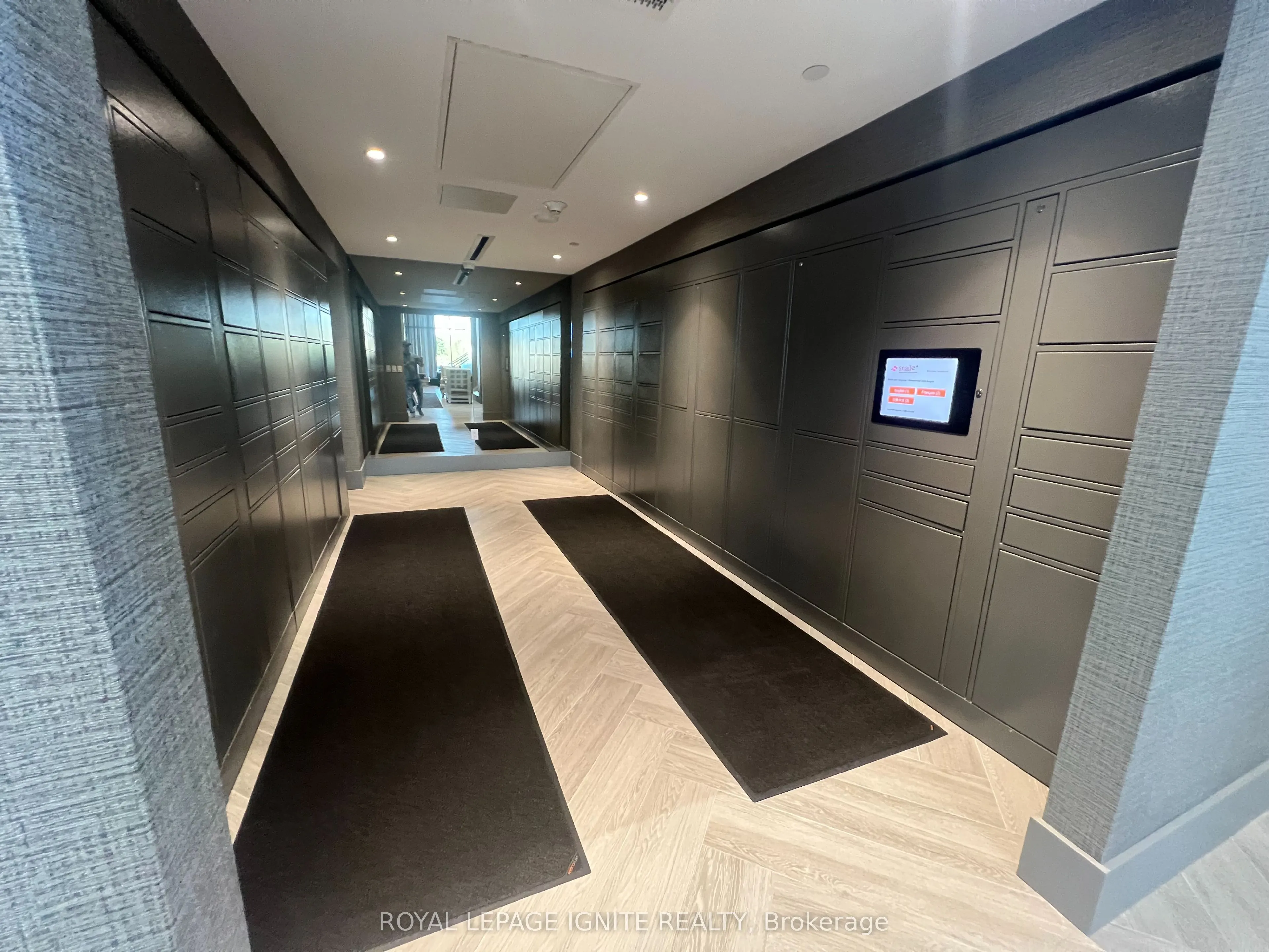 2450 Old Bronte Road, #518
